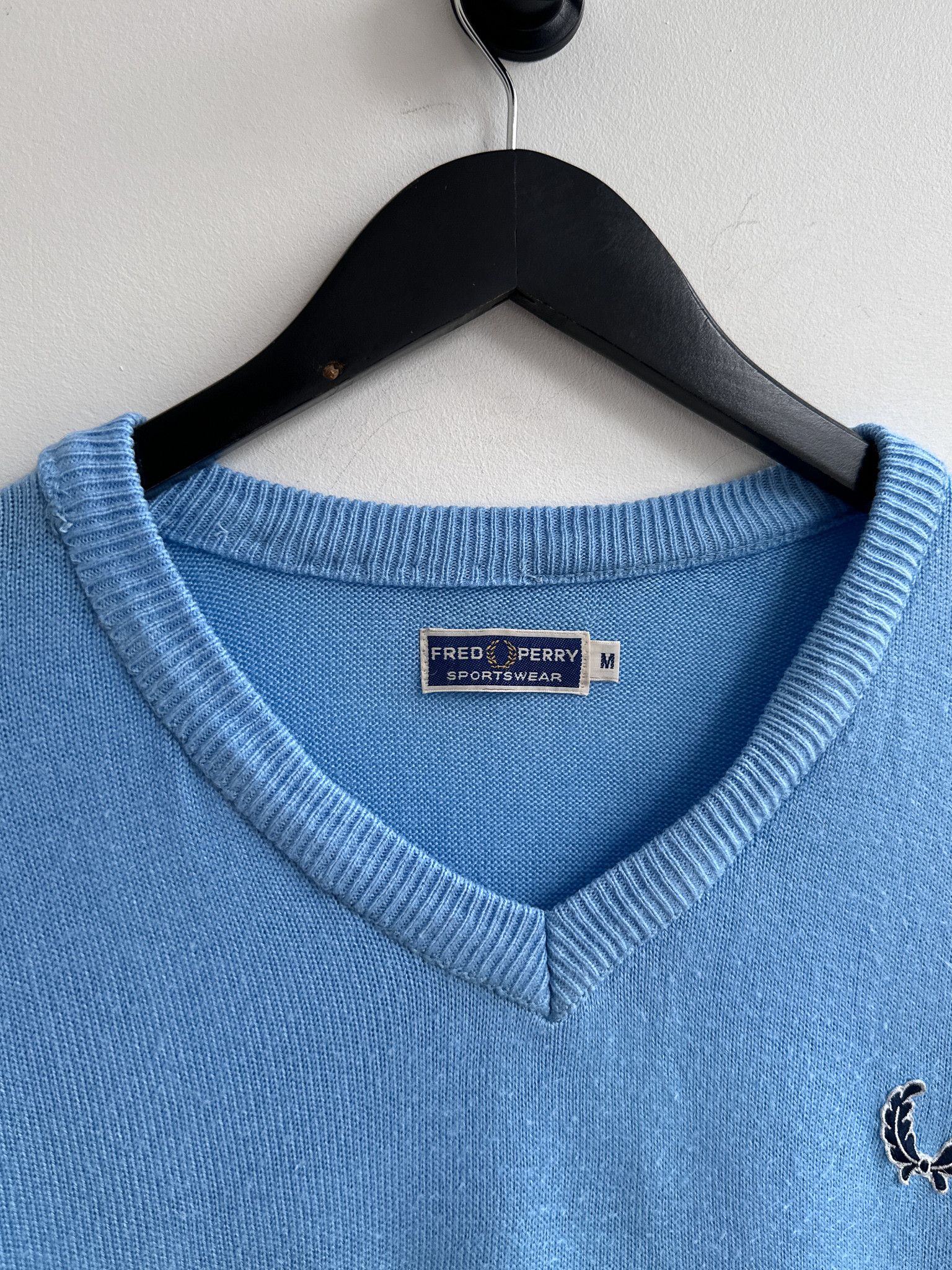 Fred Perry Vintage Fred Perry V Neck Pullover Jumper Sweater Size US M / EU 48-50 / 2 - 6 Thumbnail