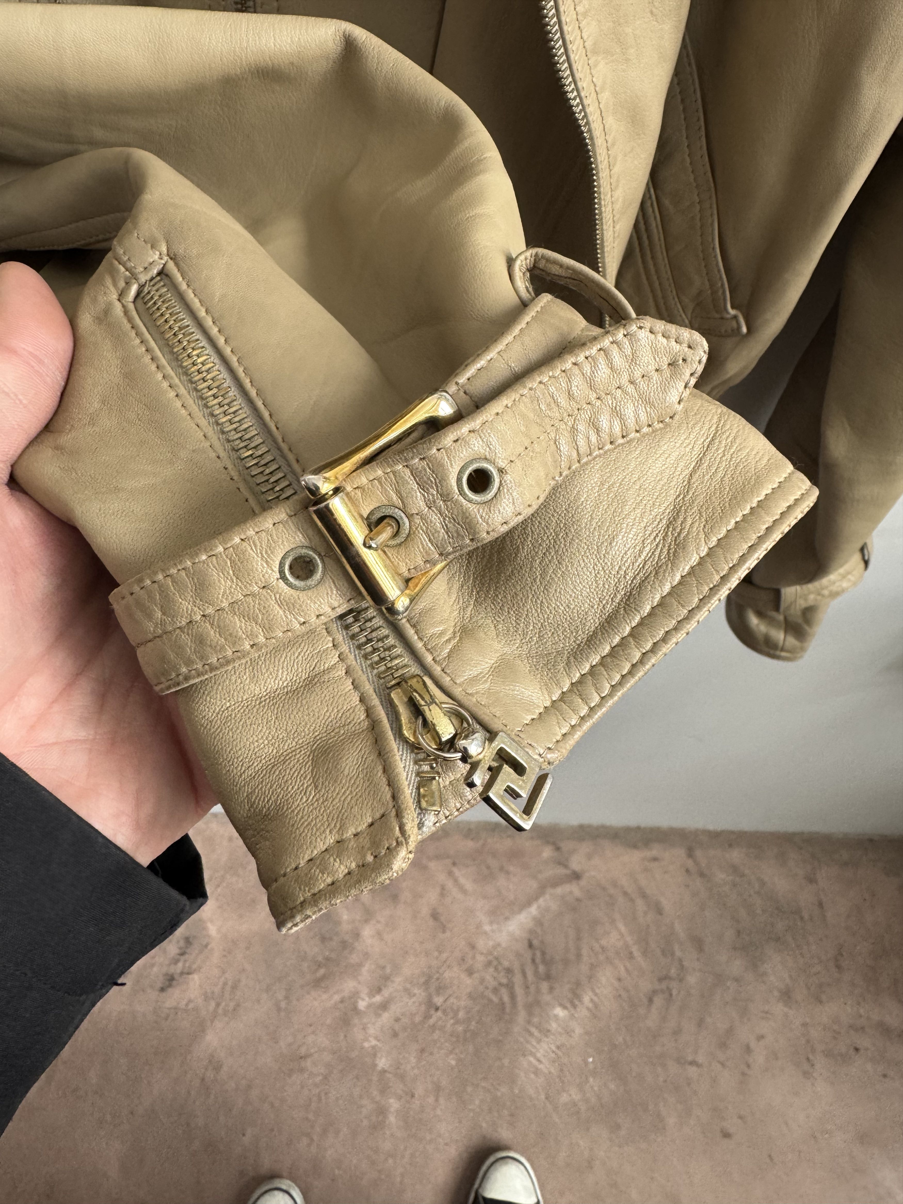 Versace 80/90s Ganni Versace Leather Jacket Size L Size US L / EU 52-54 / 3 - 6 Thumbnail