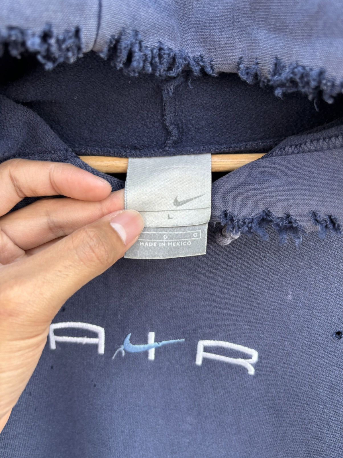 Nike Distressed Faded Nike Air Center Swoosh Hoodie Thrashed Size US L / EU 52-54 / 3 - 6 Thumbnail