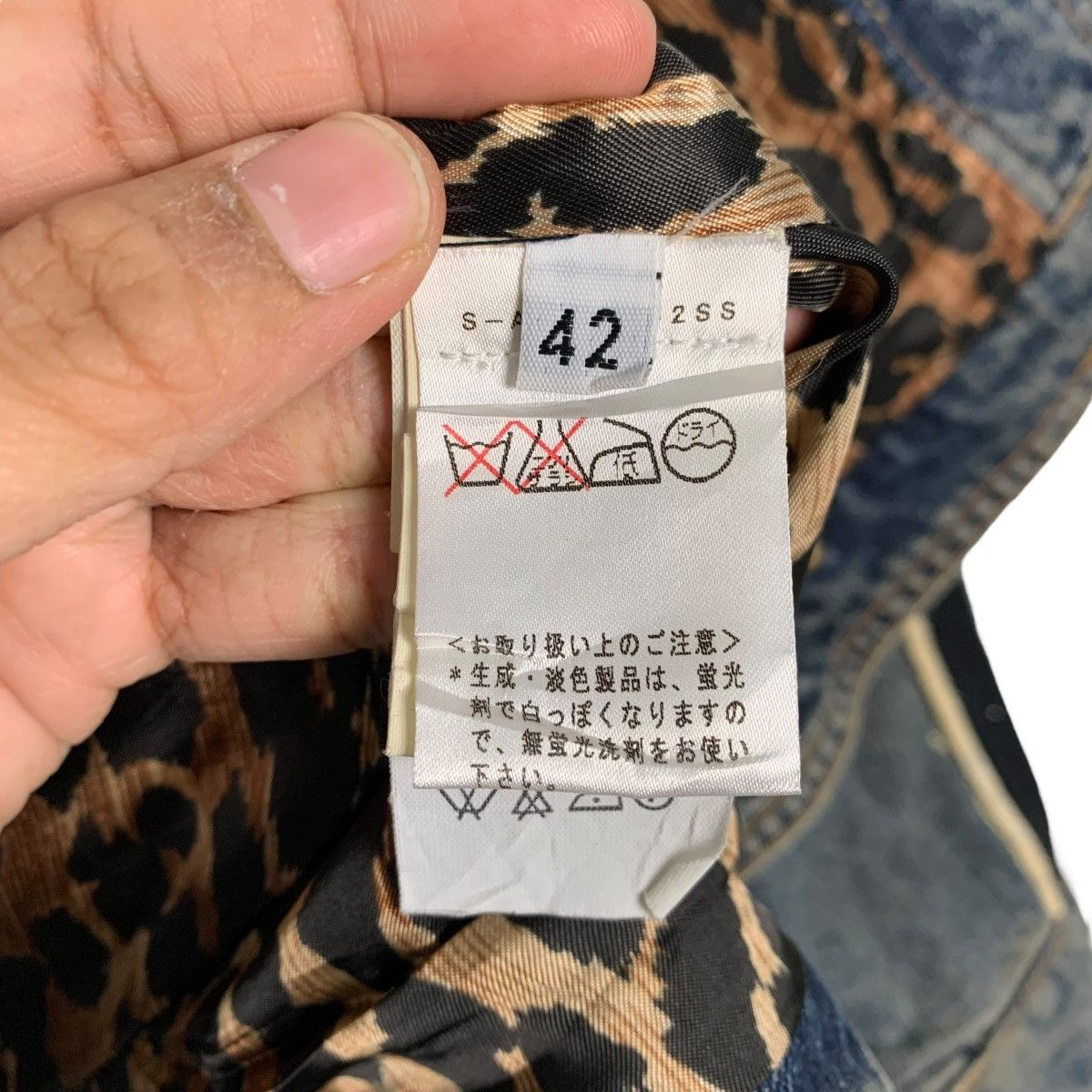 Dolce & Gabbana Dolce & Gabbana Buttonless Denim Trucker Jacket Size M / US 6-8 / IT 42-44 - 17 Thumbnail