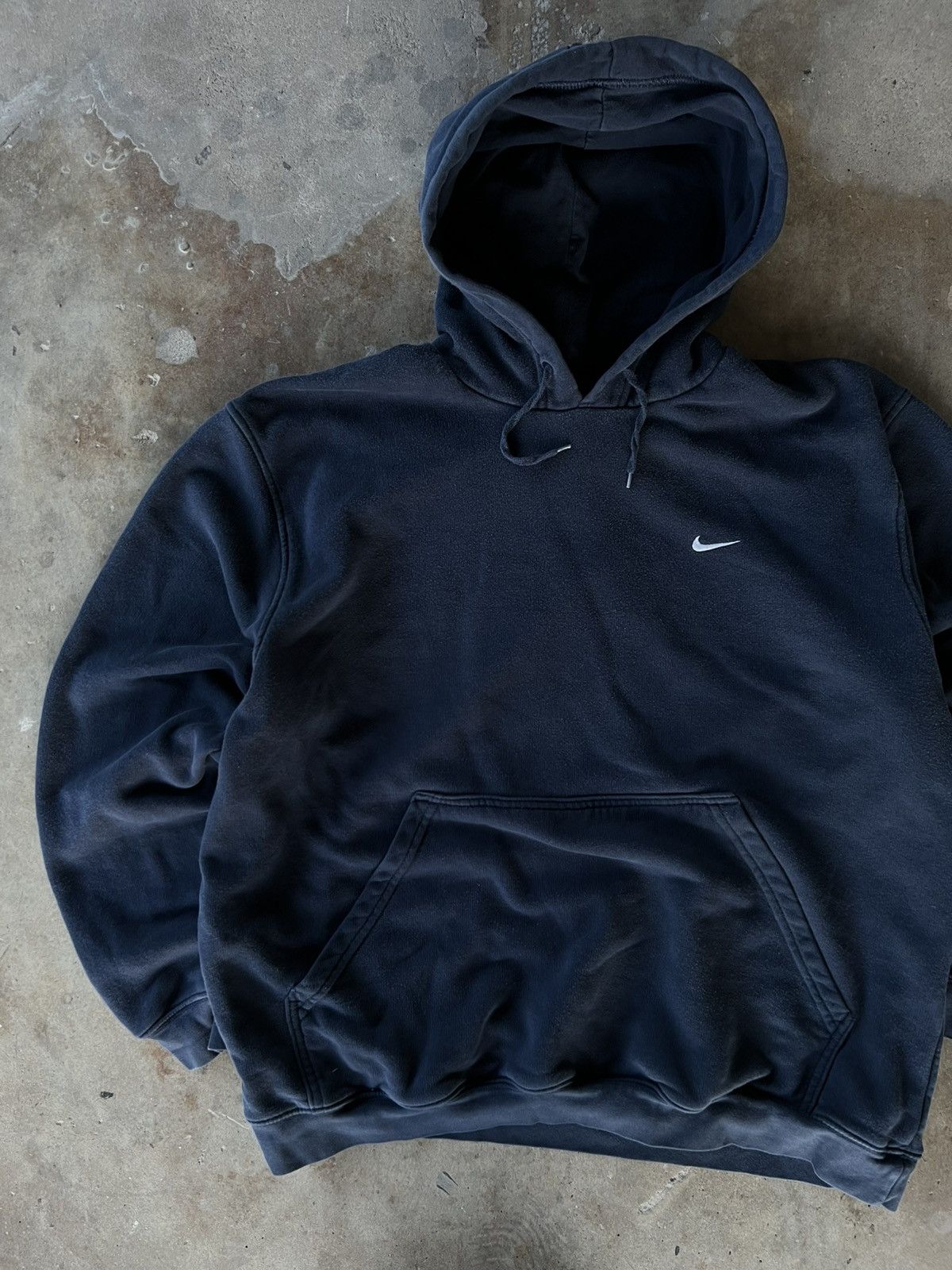 Nike Vintage Nike Silver Bar Navy Essential Swoosh Sweatshirt Size US XL / EU 56 / 4 - 2 Thumbnail
