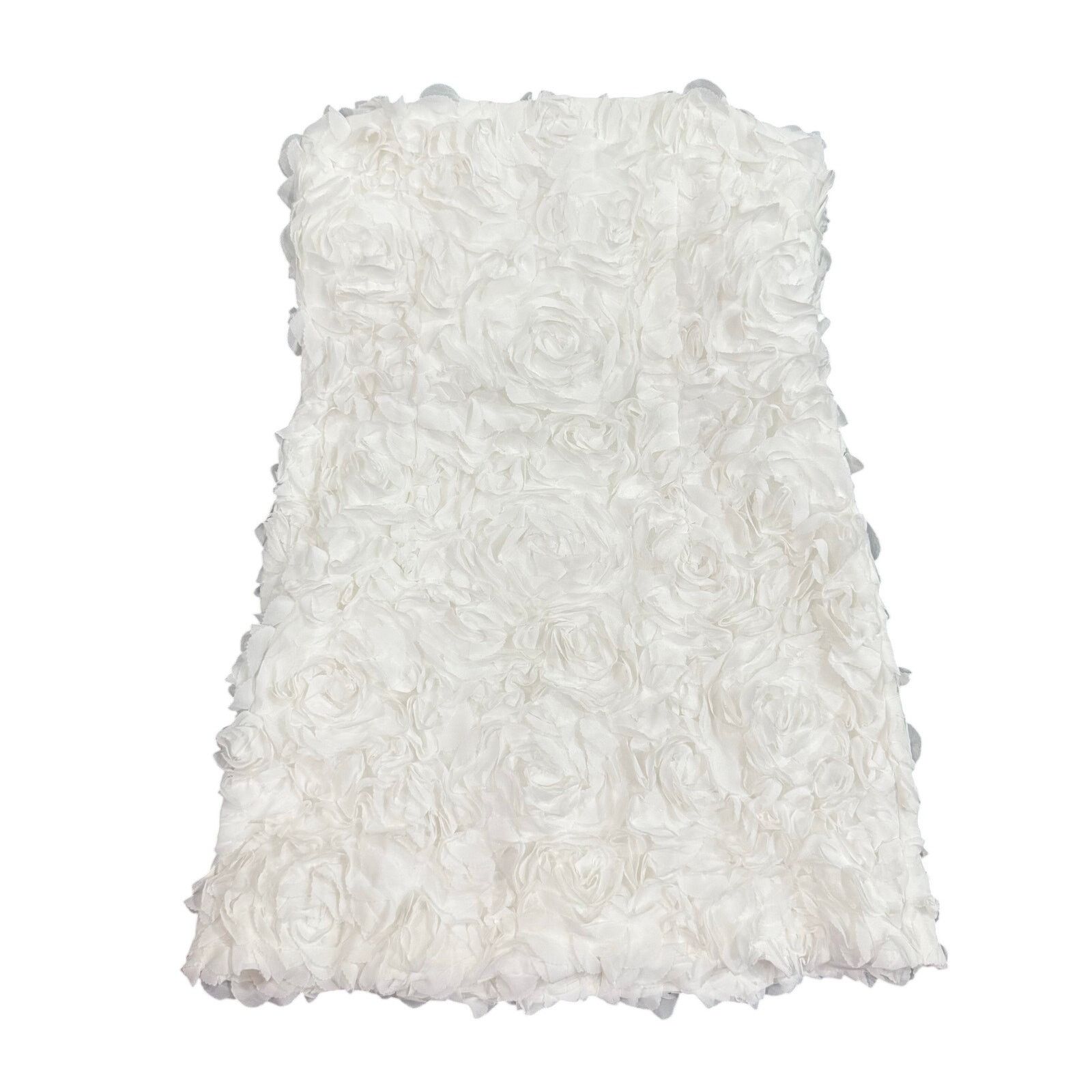 Lovers and Friends Lovers and Friends Lucia Mini Dress in White, Size M Size M / US 6-8 / IT 42-44 - 3 Thumbnail