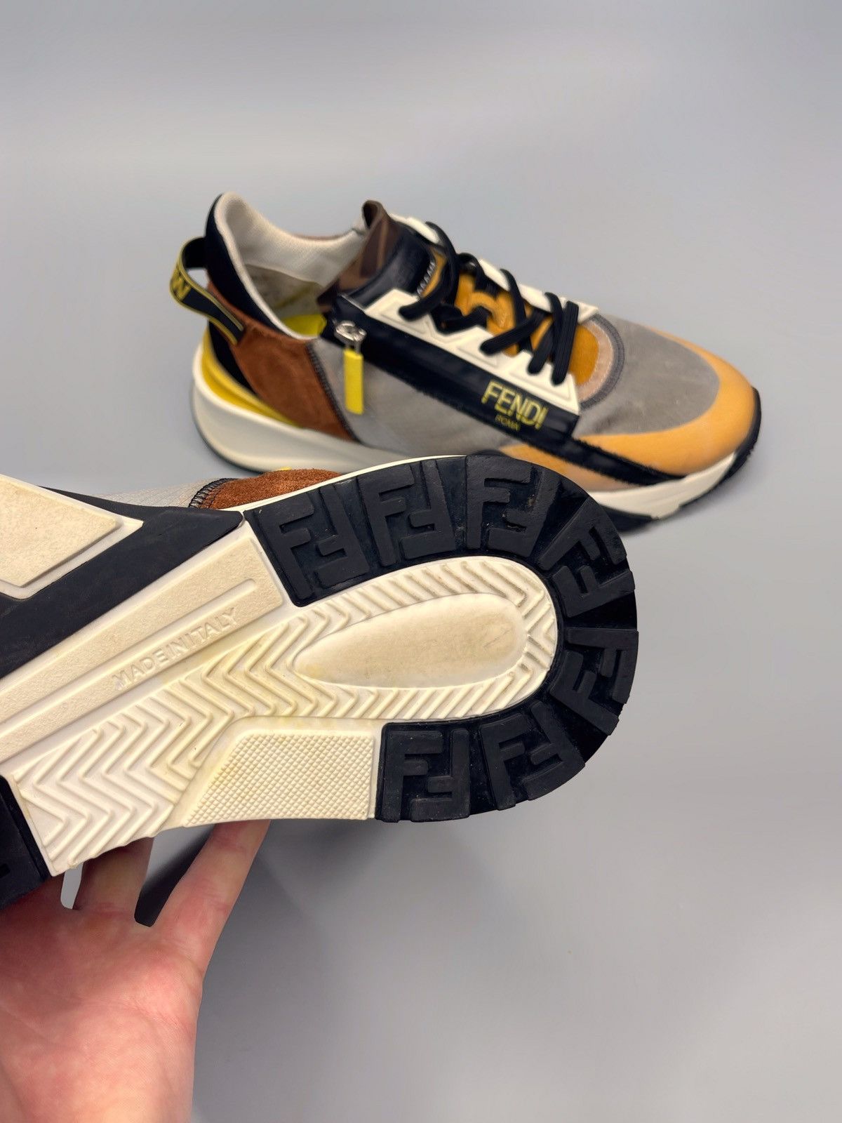 Fendi Fendi Flow Sneakers Low Top Size US 8 / EU 41 - 15 Thumbnail