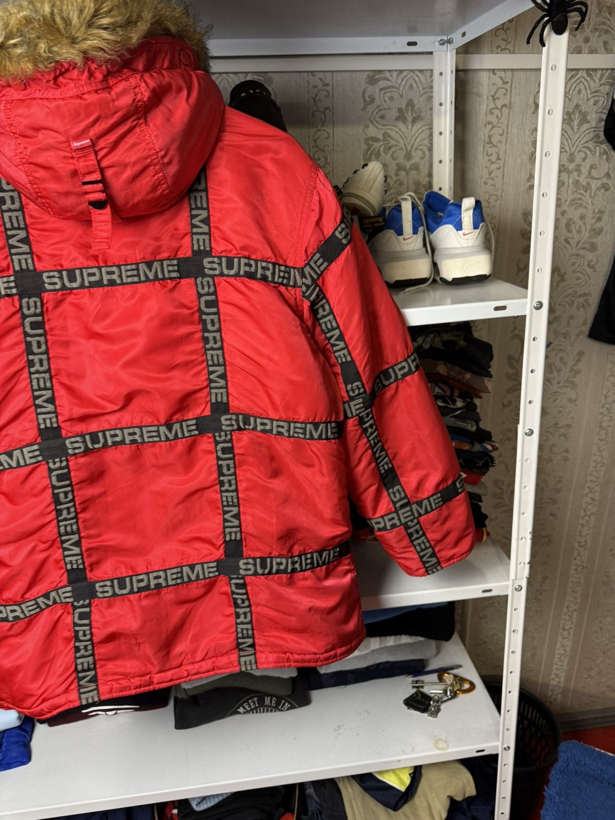 Supreme 2018 Supreme Logo Tape N-3B Parka Jacket Size US M / EU 48-50 / 2 - 22 Thumbnail