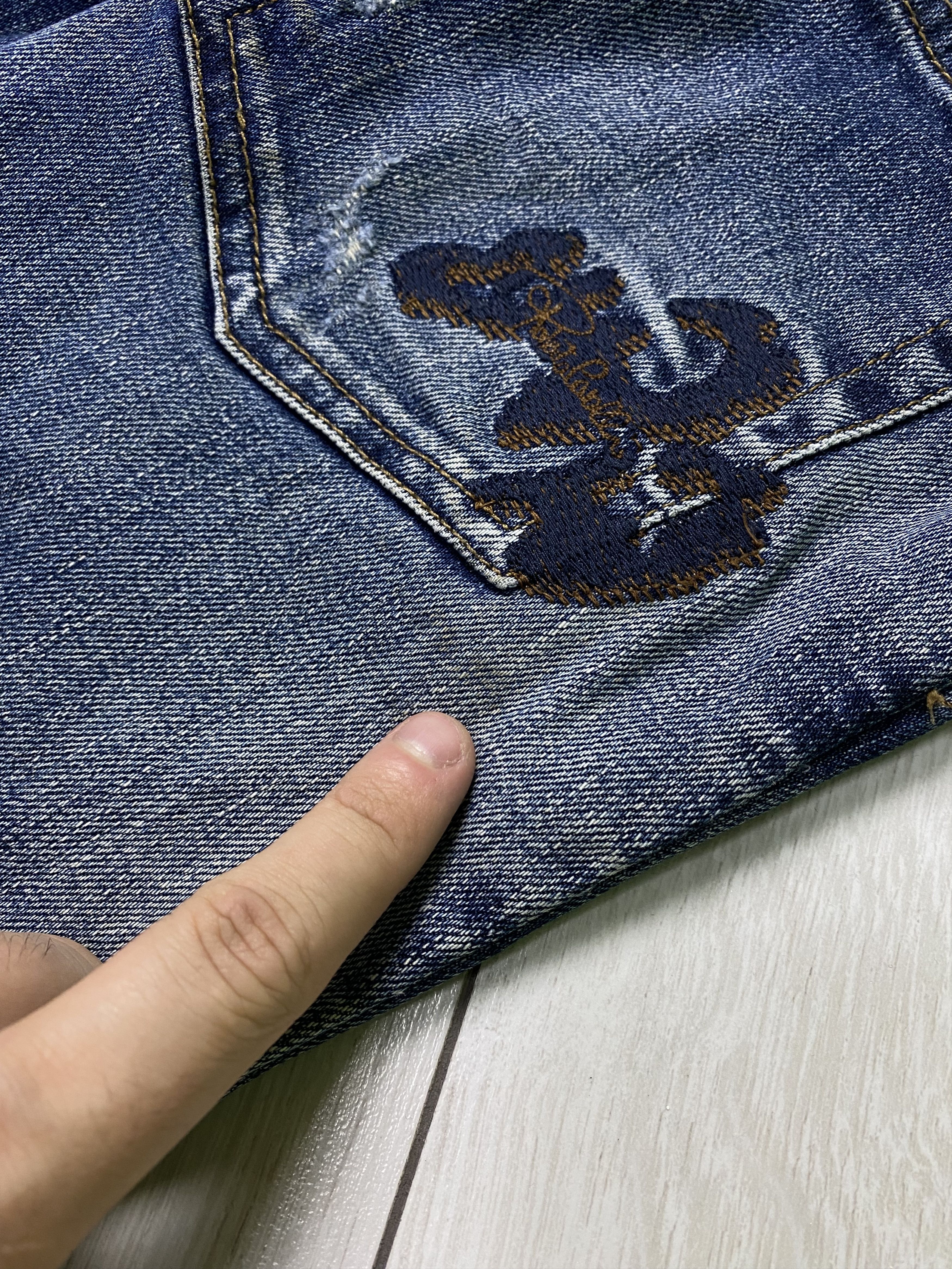 Roberto Cavalli Vintage Roberto Cavalli washed distressed logo skinny jeans Size US 32 / EU 48 - 11 Thumbnail
