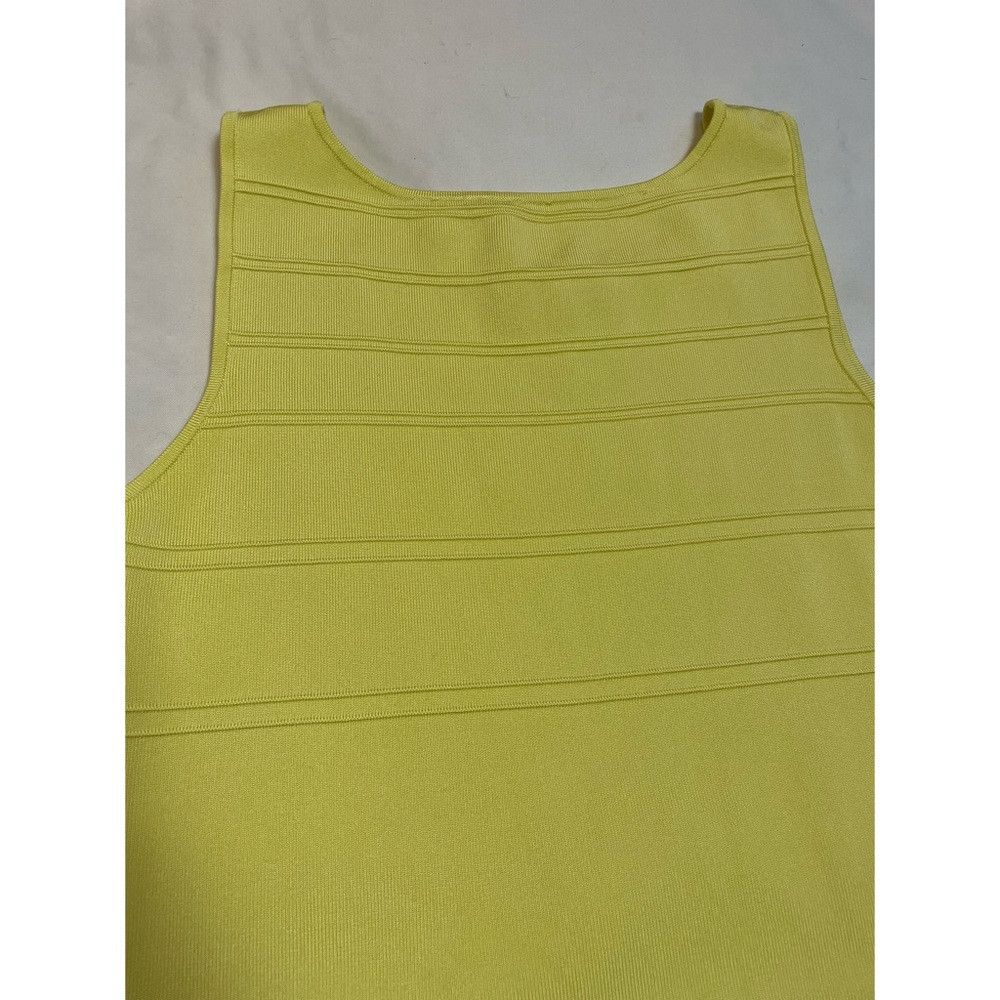 Isaac Mizrahi Isaac Mizrahi Knit Sleeveless Yellow Dress Size L Size L / US 10 / IT 46 - 9 Thumbnail