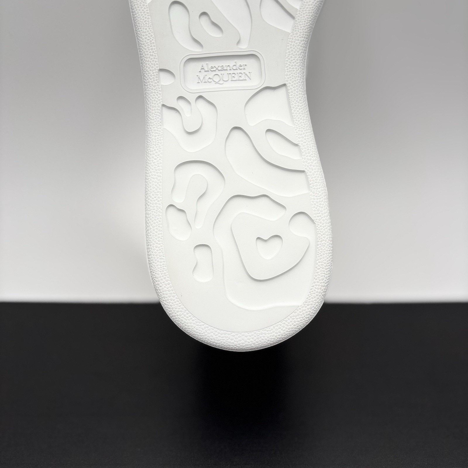 Alexander McQueen Alexander McQueen ‘ White Transparent ‘| EXCELLENT CONDITION Size US 7 / EU 40 - 9 Thumbnail