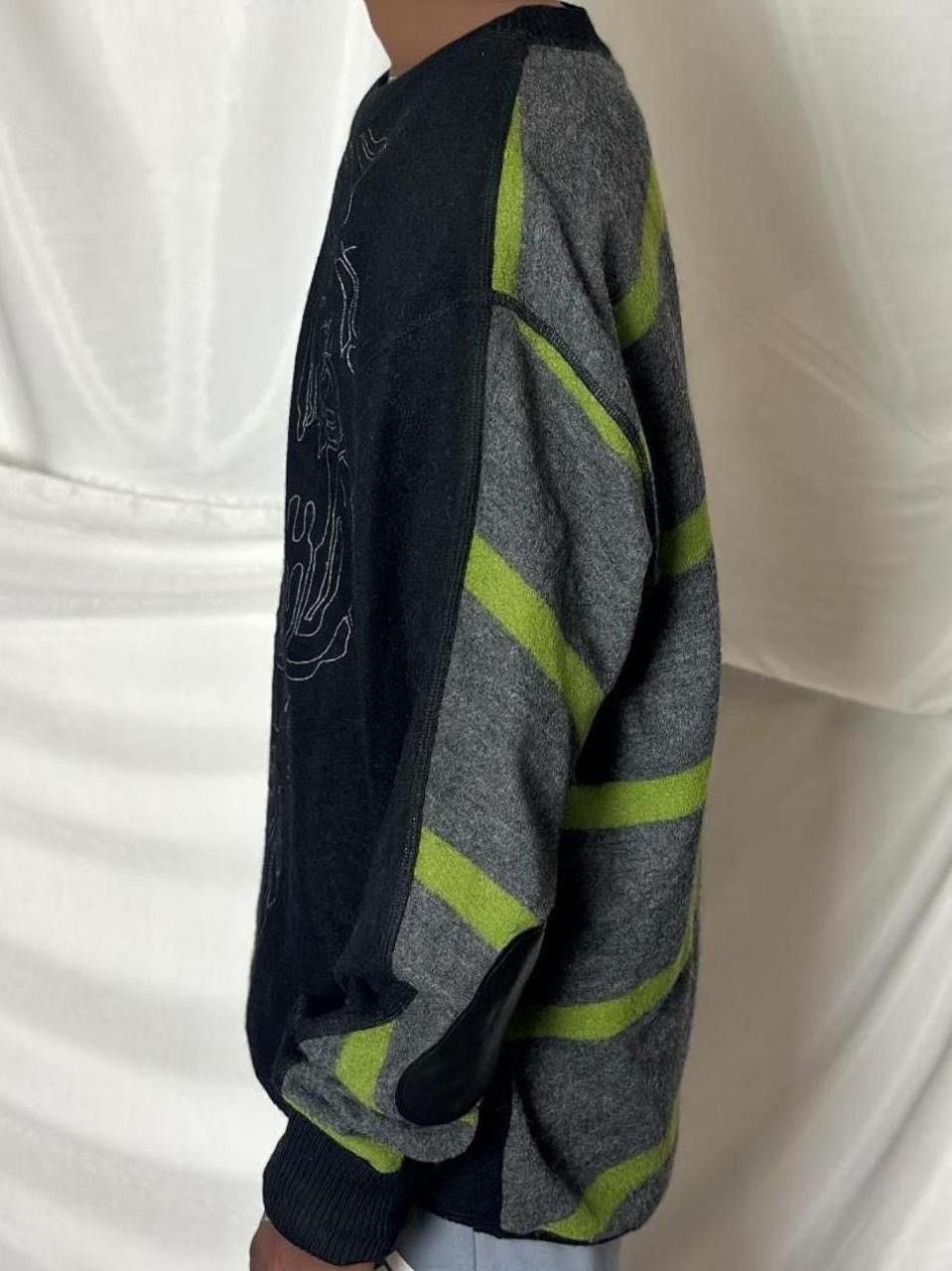 Oki-Ni Rare Vintage Oki-ni Griffin Graphic Abstract Jumper Stripes Size US XL / EU 56 / 4 - 3 Thumbnail