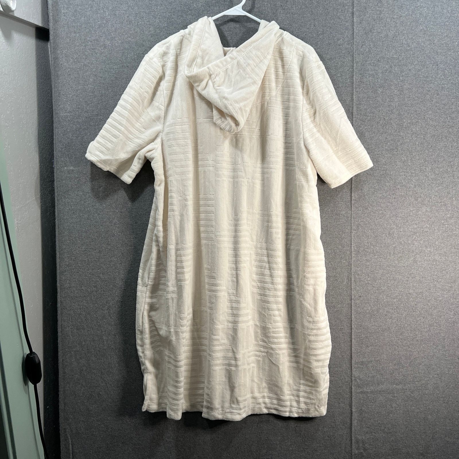 Other Stan Herman Petite Embossed Whisper Terry Hoodie Zip Size XL / US 12-14 / IT 48-50 - 2 Thumbnail