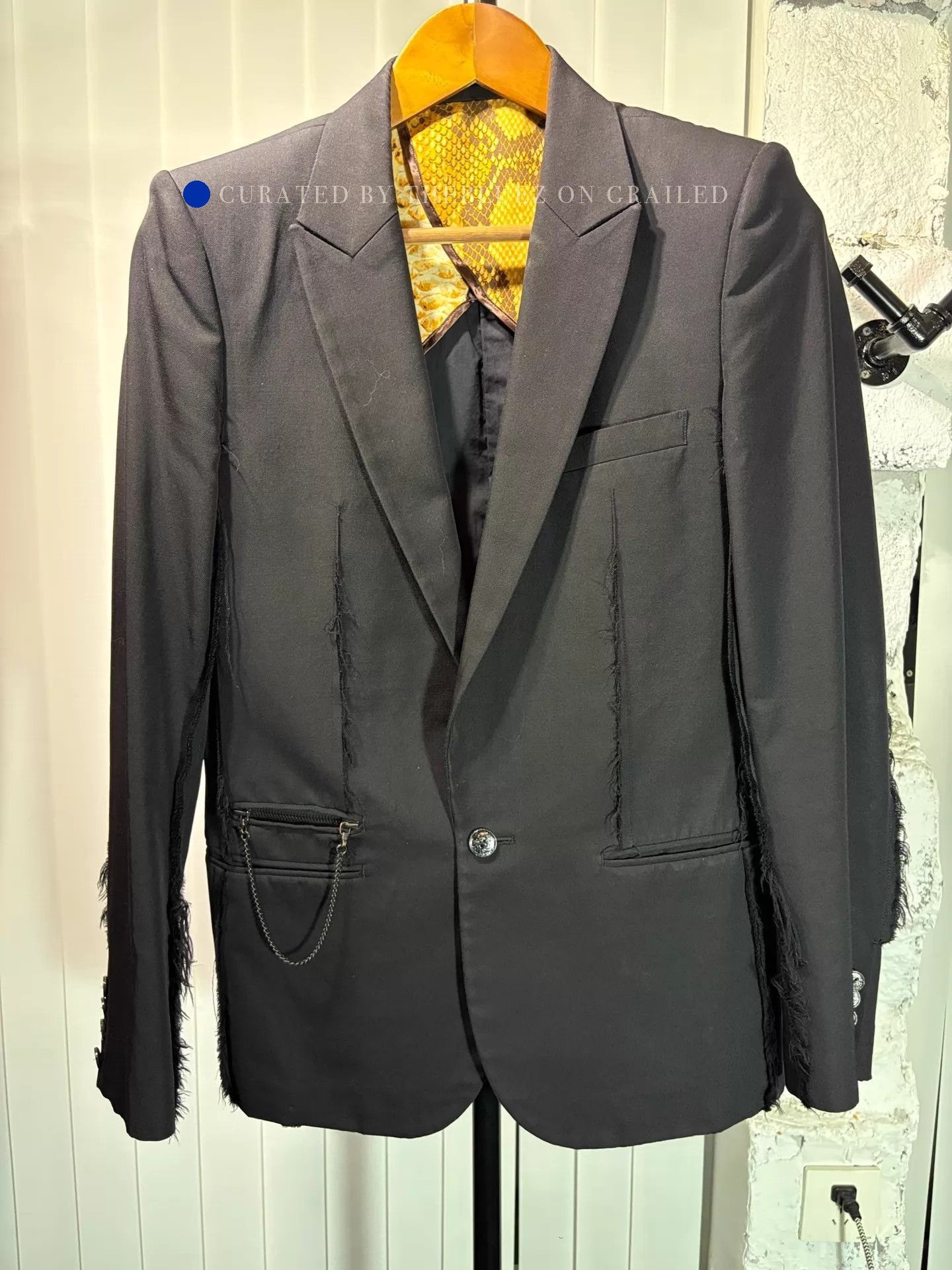 Number (N)ine Distressed Black Blazer with Shoulder Pads Size US M / EU 48-50 / 2 - 1 Thumbnail