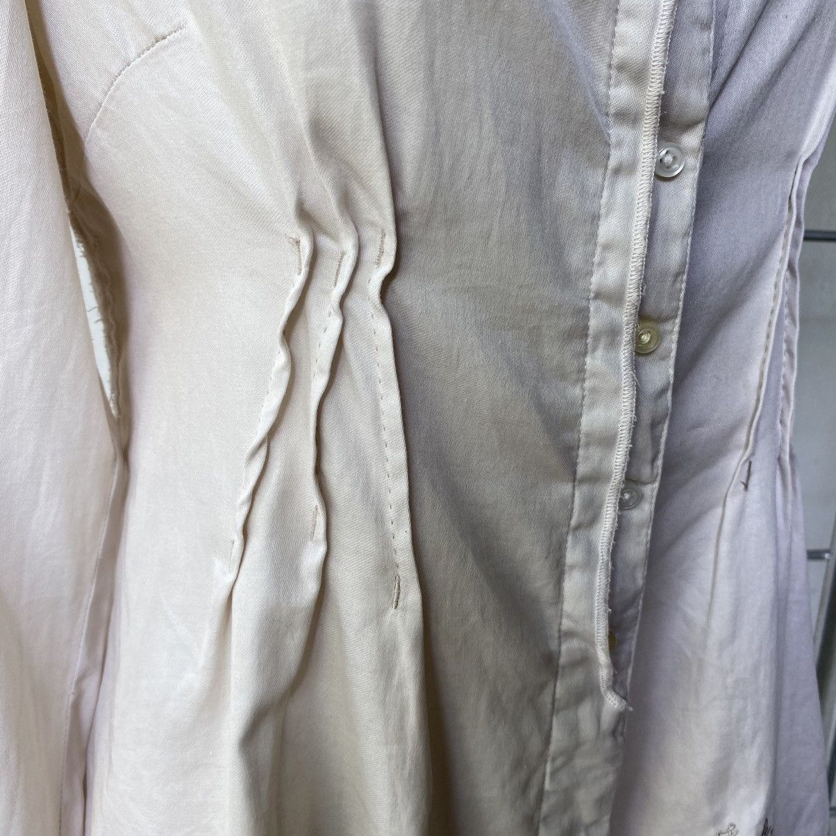 Marithe + Francois Girbaud MARITHE + FRANÇOIS GIRBAUE Grey V-Neck Button-Up Shirt Size S / US 4 / IT 40 - 7 Thumbnail