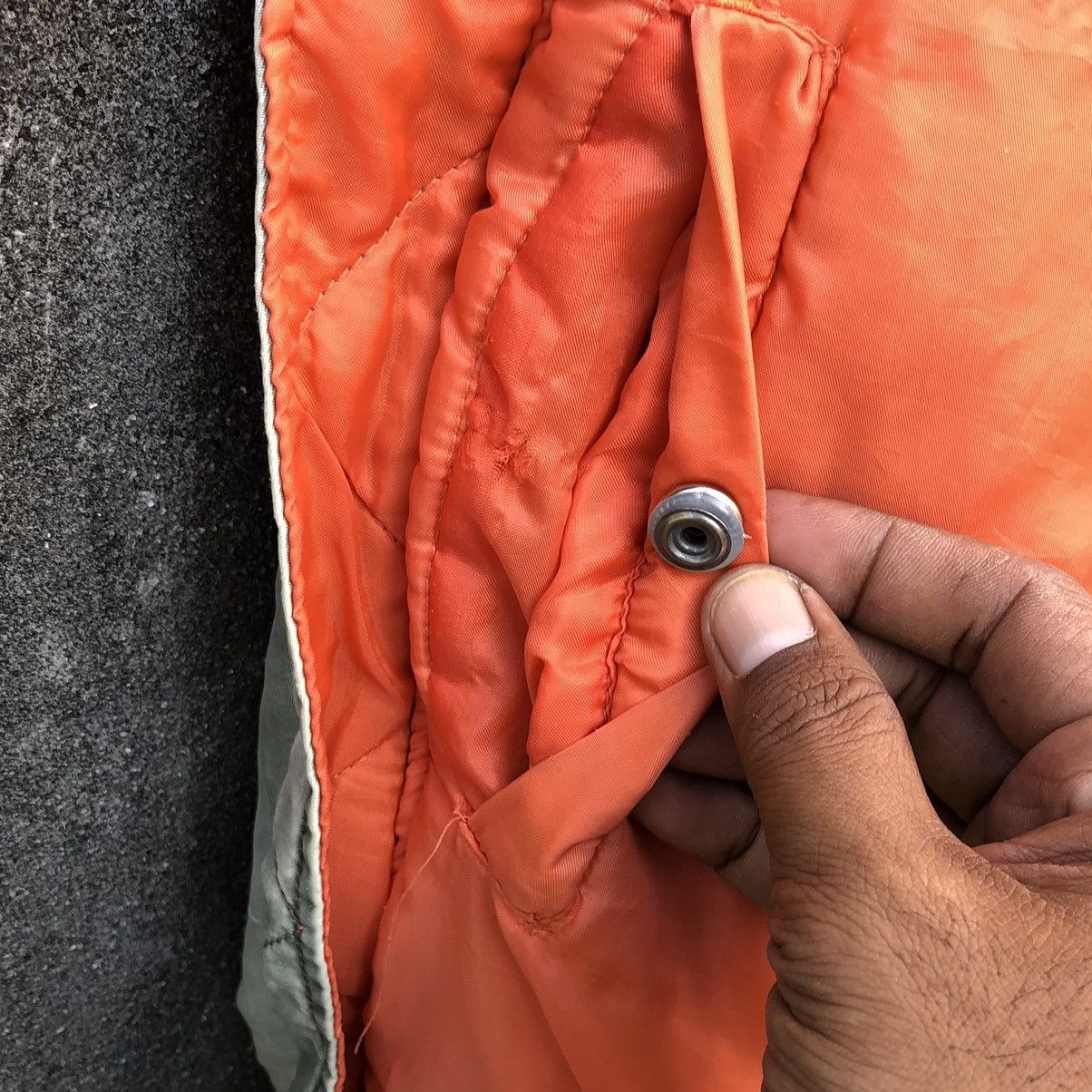 Vintage Vintage Sun Faded Ma-1 Bomber Jacket by Unique Size US L / EU 52-54 / 3 - 12 Thumbnail