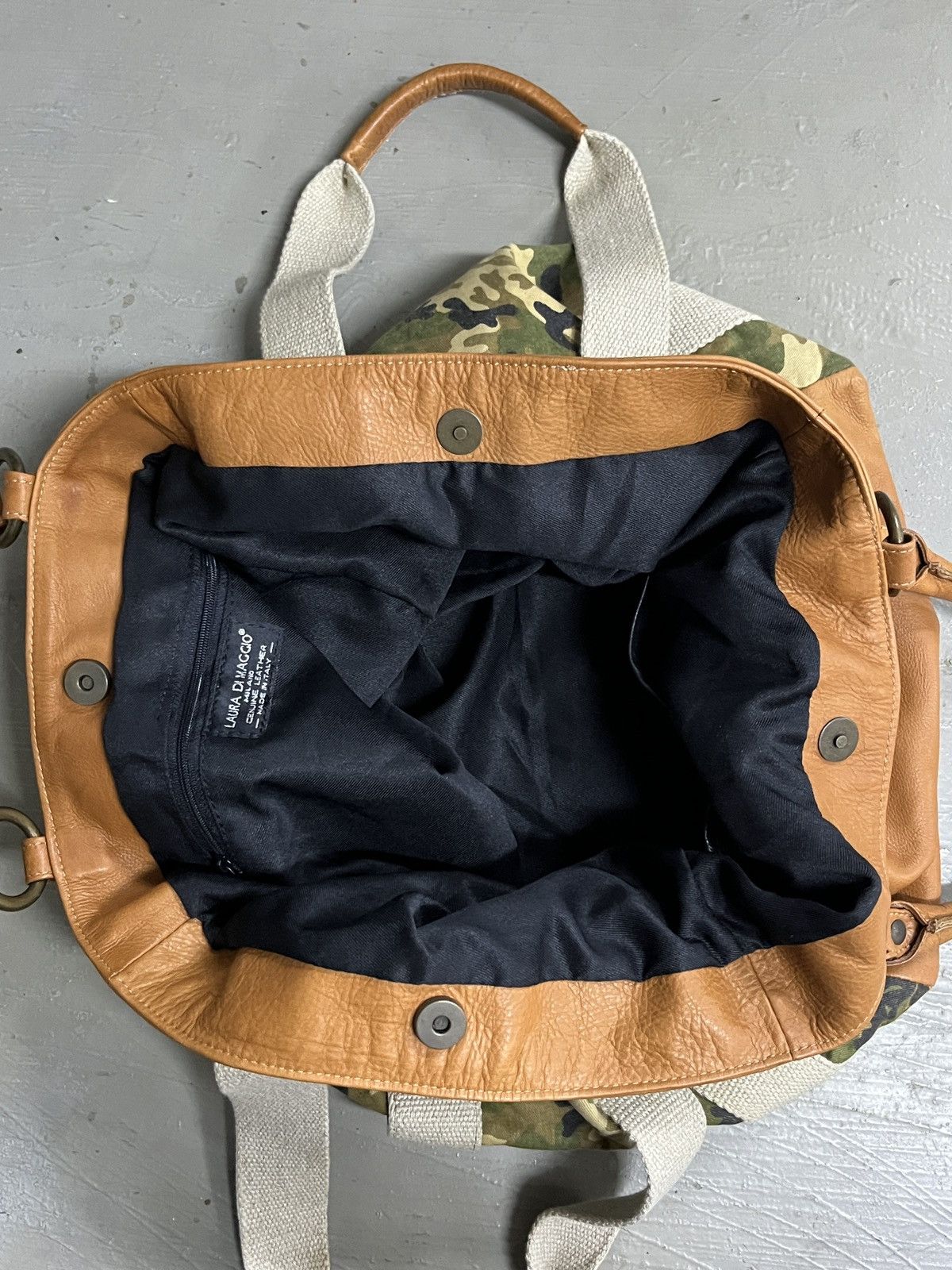 Leather Leather Hybrid Camo Canvas Patina Brown Leather Weekend Bag Size ONE SIZE - 16 Thumbnail