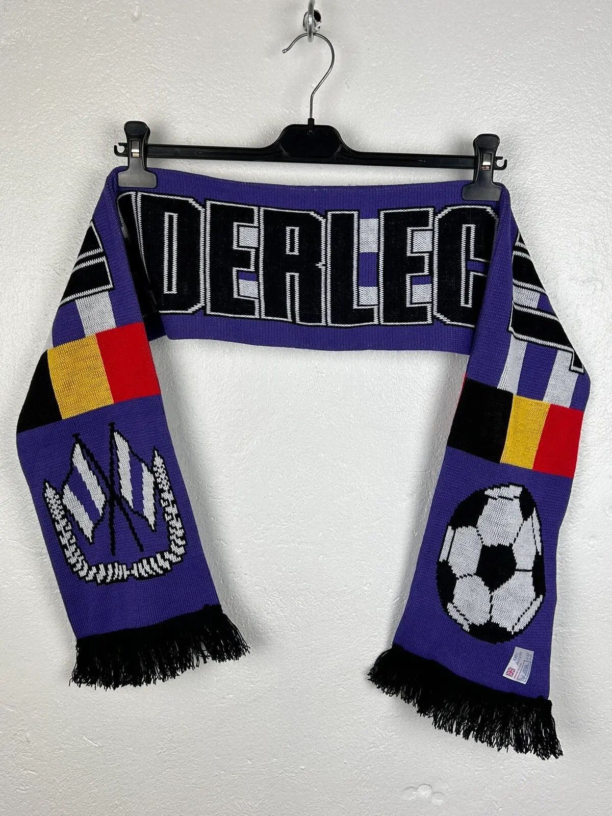 Vintage Vintage R.S.C. Anderlecht Belgian Soccer Club Scarf Muffler Size ONE SIZE - 1 Thumbnail
