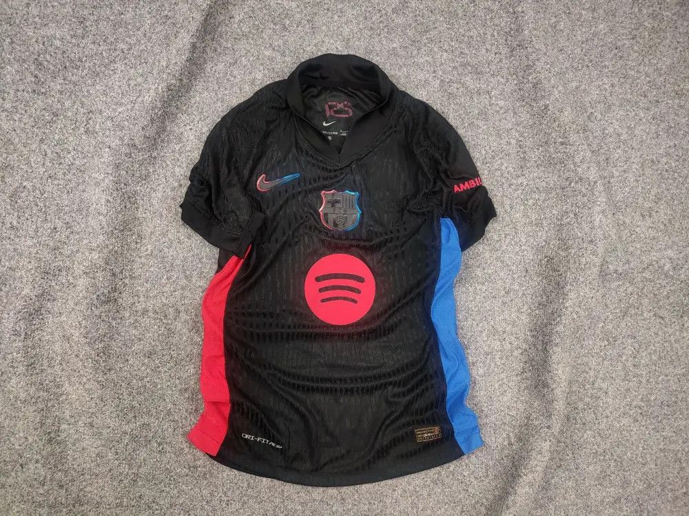 Nike Nike Barcelona 24/25 Oliveira 13 Away Soccer Football Jersey Size US S / EU 44-46 / 1 - 1 Thumbnail