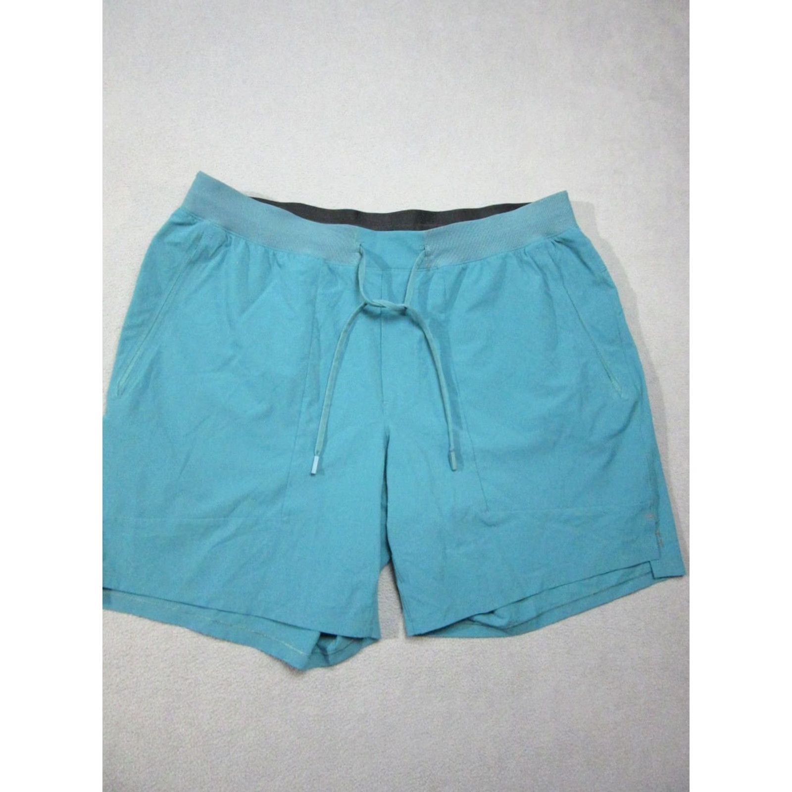 Lululemon Lululemon Shorts Mens 2XL Green License to Train Drawstring Mid Rise Logo Healthy Performance Size US 37 - 2 Thumbnail