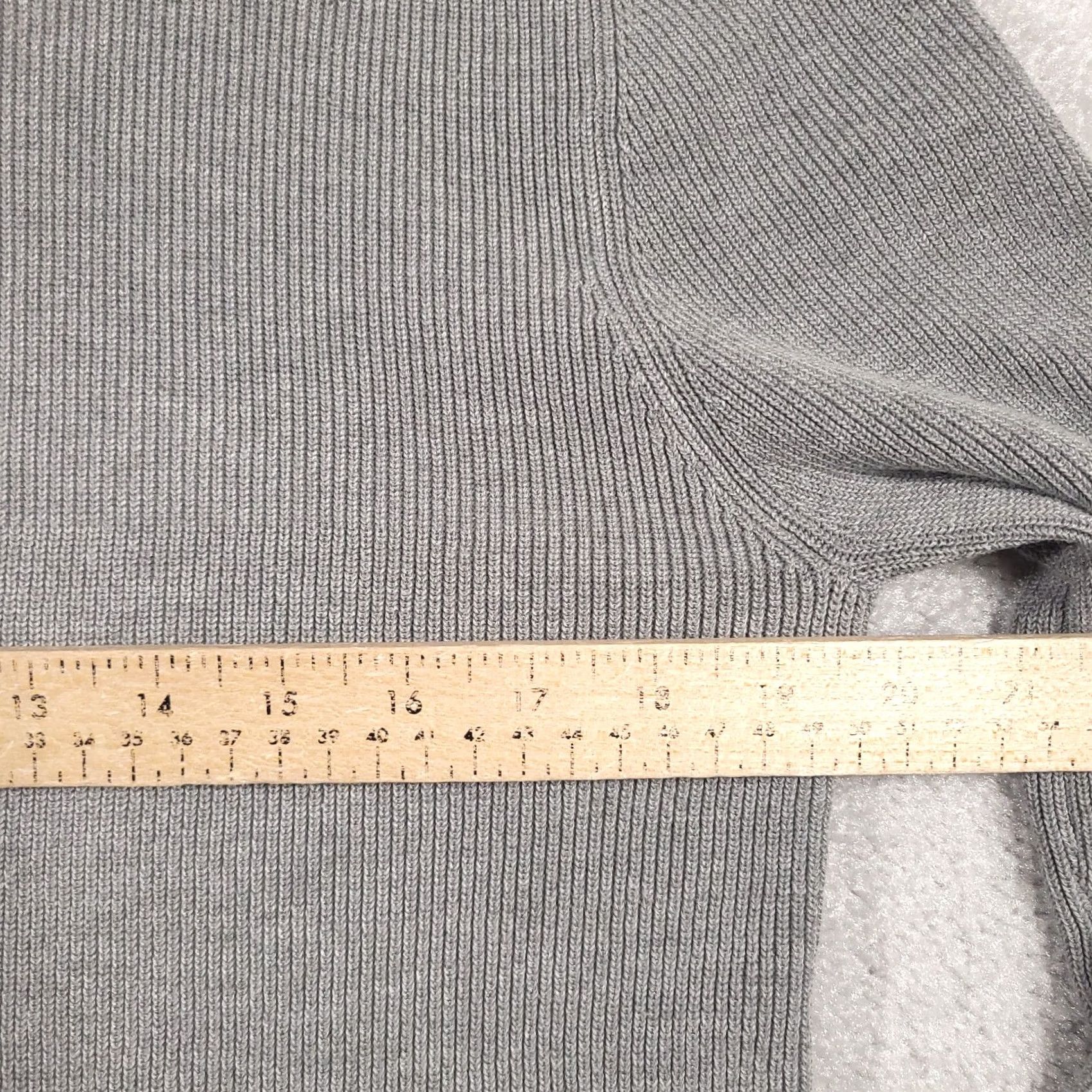 Vintage CooFandy Sweater Mens Medium Gray Ribbed 1/4 Button Long Sleeve Knit Men Slim M Gray Knit Pullover Christmas Snowflake Holiday Winter Mens Size US M / EU 48-50 / 2 - 7 Thumbnail