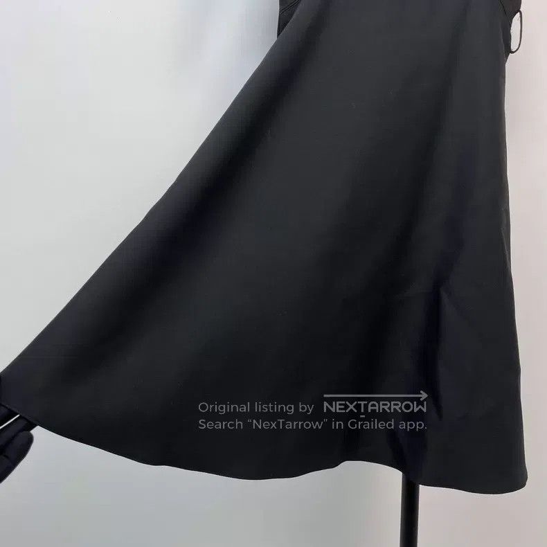 Louis Vuitton Louis Vuitton Zip waist black paneled half-sleeve dress Size XS / US 0-2 / IT 36-38 - 3 Thumbnail