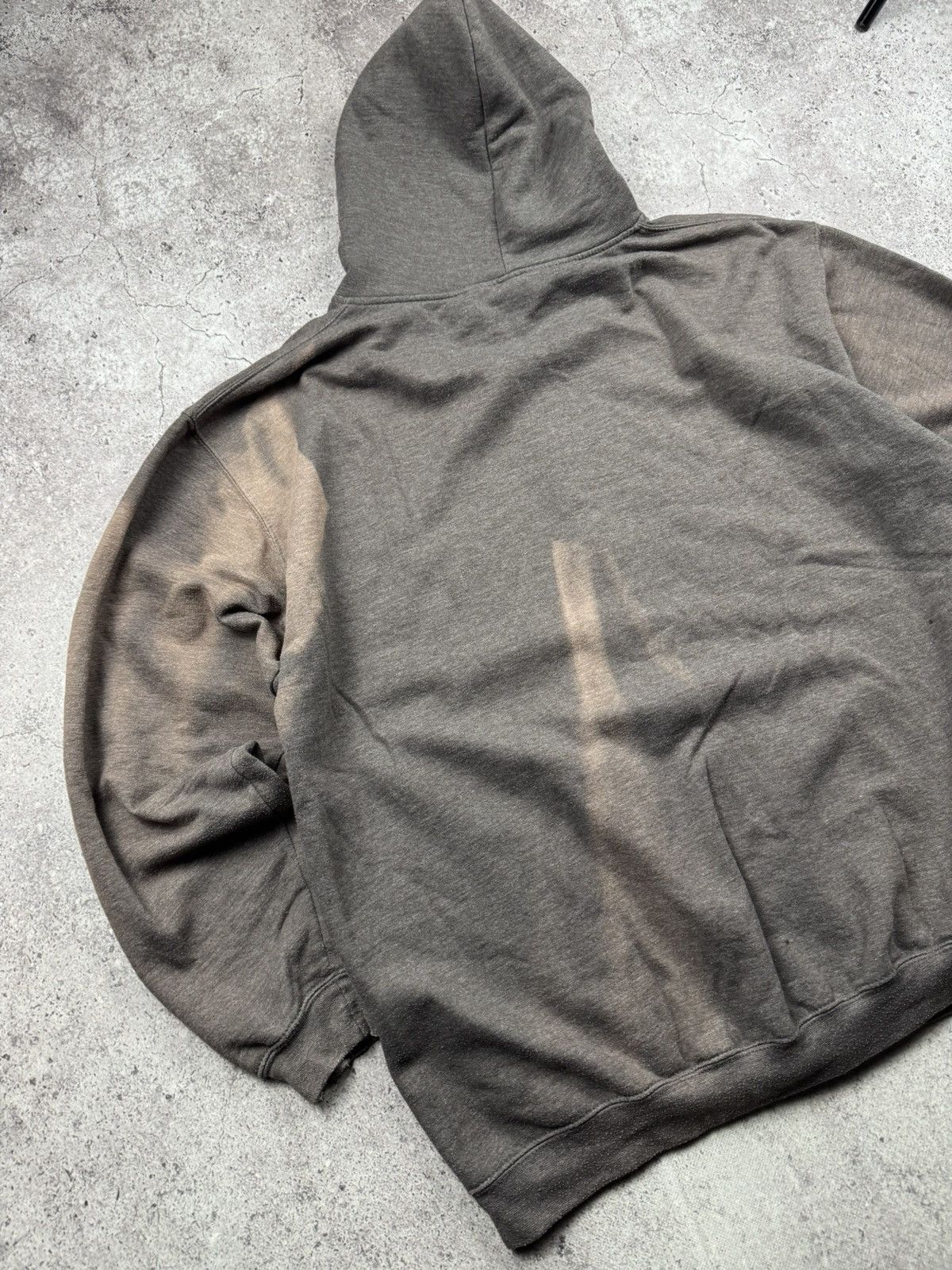 Band Tees Vintage 90 NIRVANA KURT COBAIN Grunge Memory Faded Hoodie Size US XL / EU 56 / 4 - 9 Thumbnail