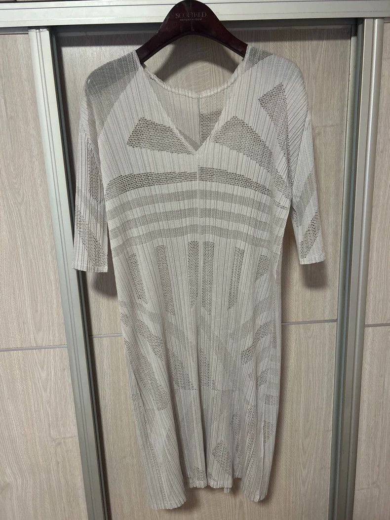 Issey Miyake issey miyake size:3 Grey lace blouse Size XXS / US 00 / IT 34 - 1 Thumbnail