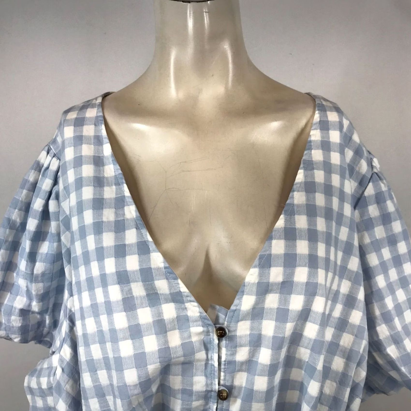 Vintage MAUVE ANTHROPOLOGIE 26W Short Sleeve Button V Neck Belted Top Blue White Womens Size 4XL / US 24-26 - 2 Thumbnail