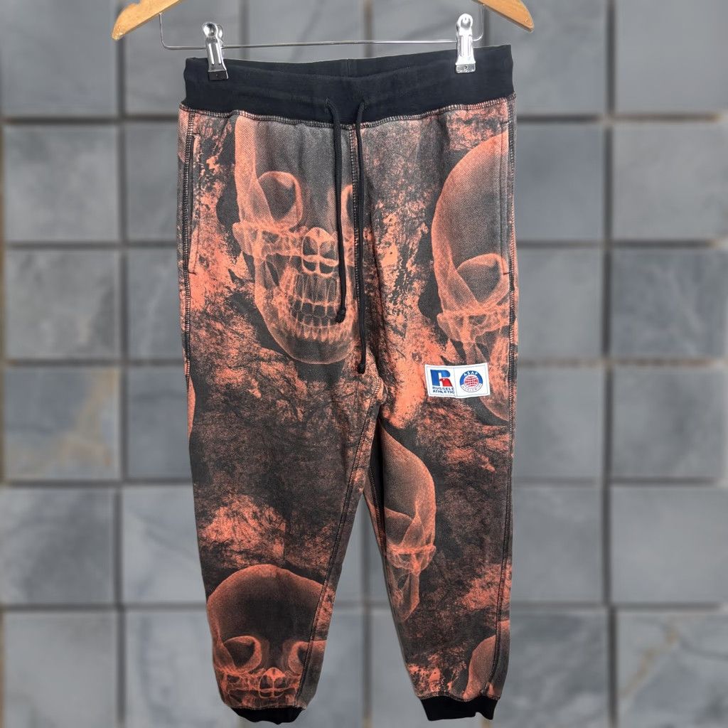 Russell Athletic VINTAGE Russell Athletic ASAP Worldwide Sweatpants Mens XS Skull Graphic Joggers Size US 27 - 1 Thumbnail