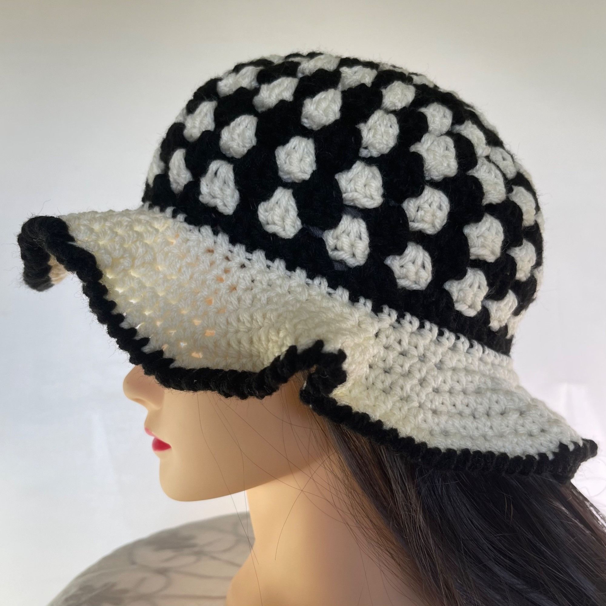 Handmade Crochet Bucket Hat Granny Square Pattern Black and White Adu Size ONE SIZE - 2 Thumbnail