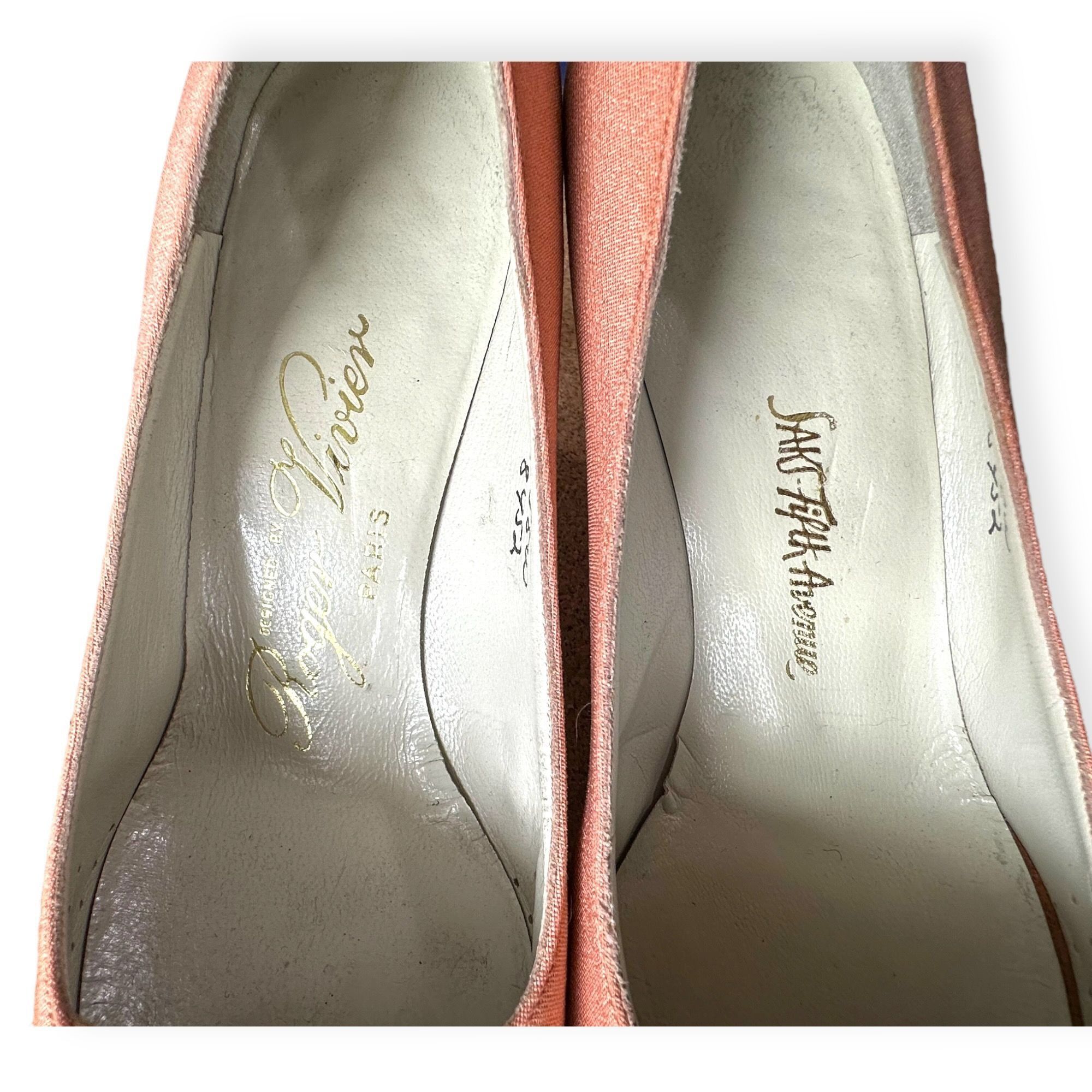 Roger Vivier Roger Vivier Pink Fabric Pumps for Saks 6.5B, 1960s Size US 6.5 / IT 36.5 - 12 Thumbnail