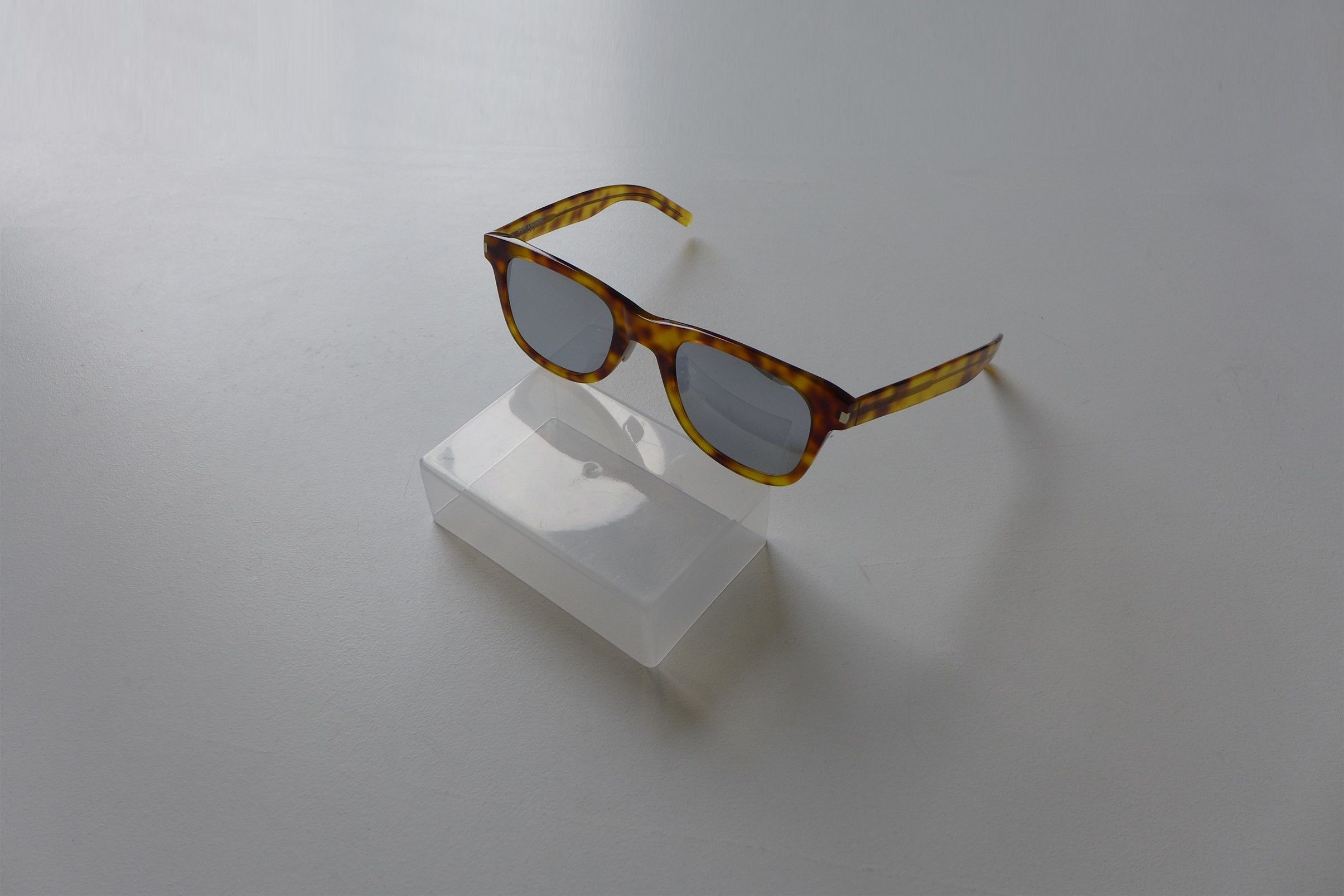 Saint Laurent Paris Saint Laurent SL 51 Havana Tortoiseshell Sunglasses Size ONE SIZE - 2 Thumbnail