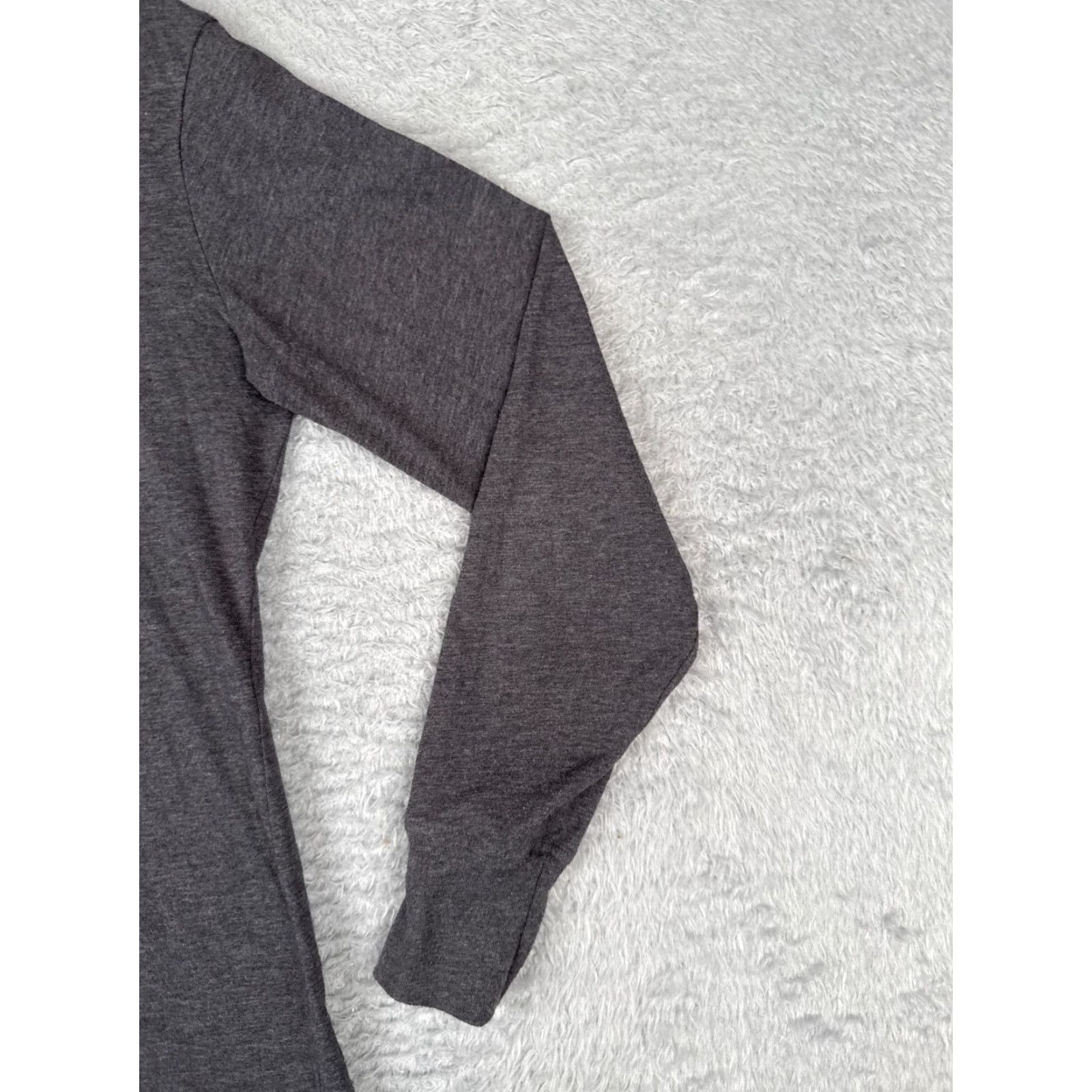 The North Face The North Face Shirt Women XS Gray Long Sleeve Crew Neck Cotton Blend Size XS / US 0-2 / IT 36-38 - 2 Thumbnail
