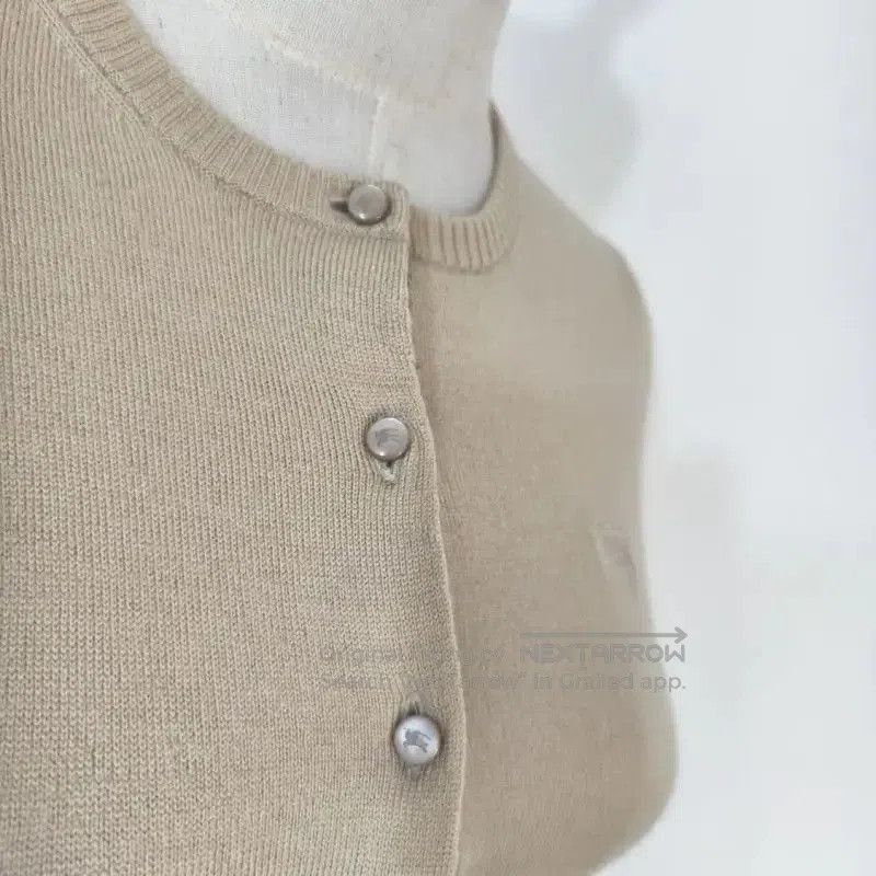 Burberry Burberry Women's Khaki Wool Cardigan. Size M / US 6-8 / IT 42-44 - 4 Thumbnail