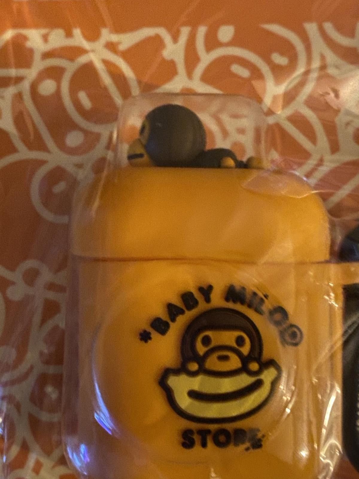 Bape BAPE x Baby Milo Store x Apple AirPods Case - RARE! - NEW Size ONE SIZE - 8 Thumbnail