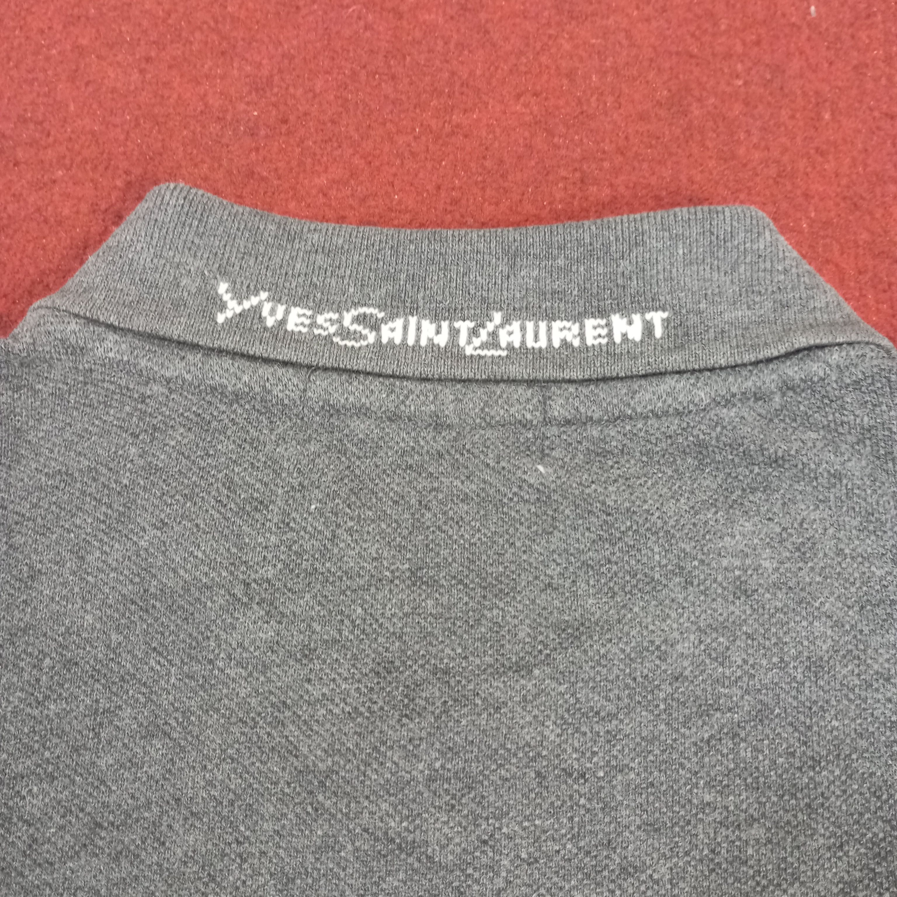 Yves Saint Laurent Yves Saint Laurent Fashion Style YSL Logo Design Polos Size US L / EU 52-54 / 3 - 4 Thumbnail