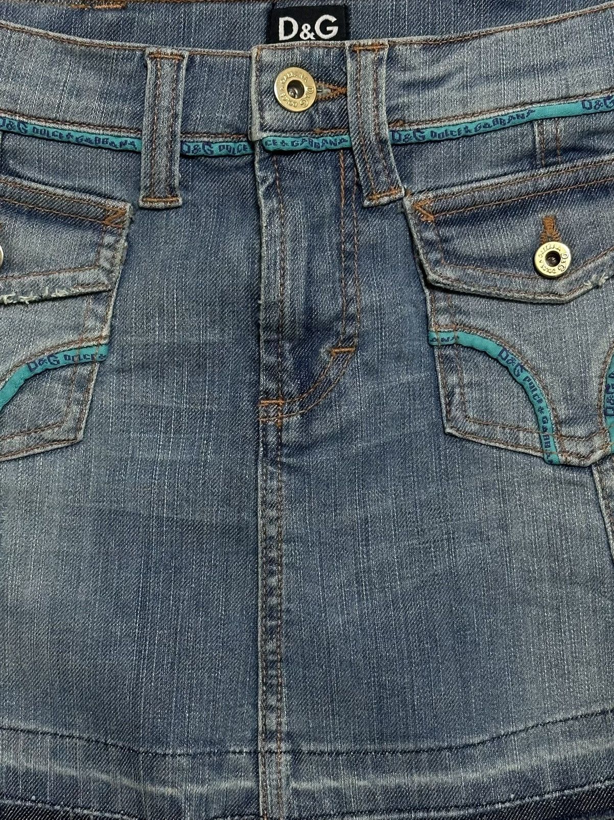Dolce & Gabbana D&G Distressed Denim Mini Skirt Size 26" / US 2 / IT 38 - 4 Thumbnail