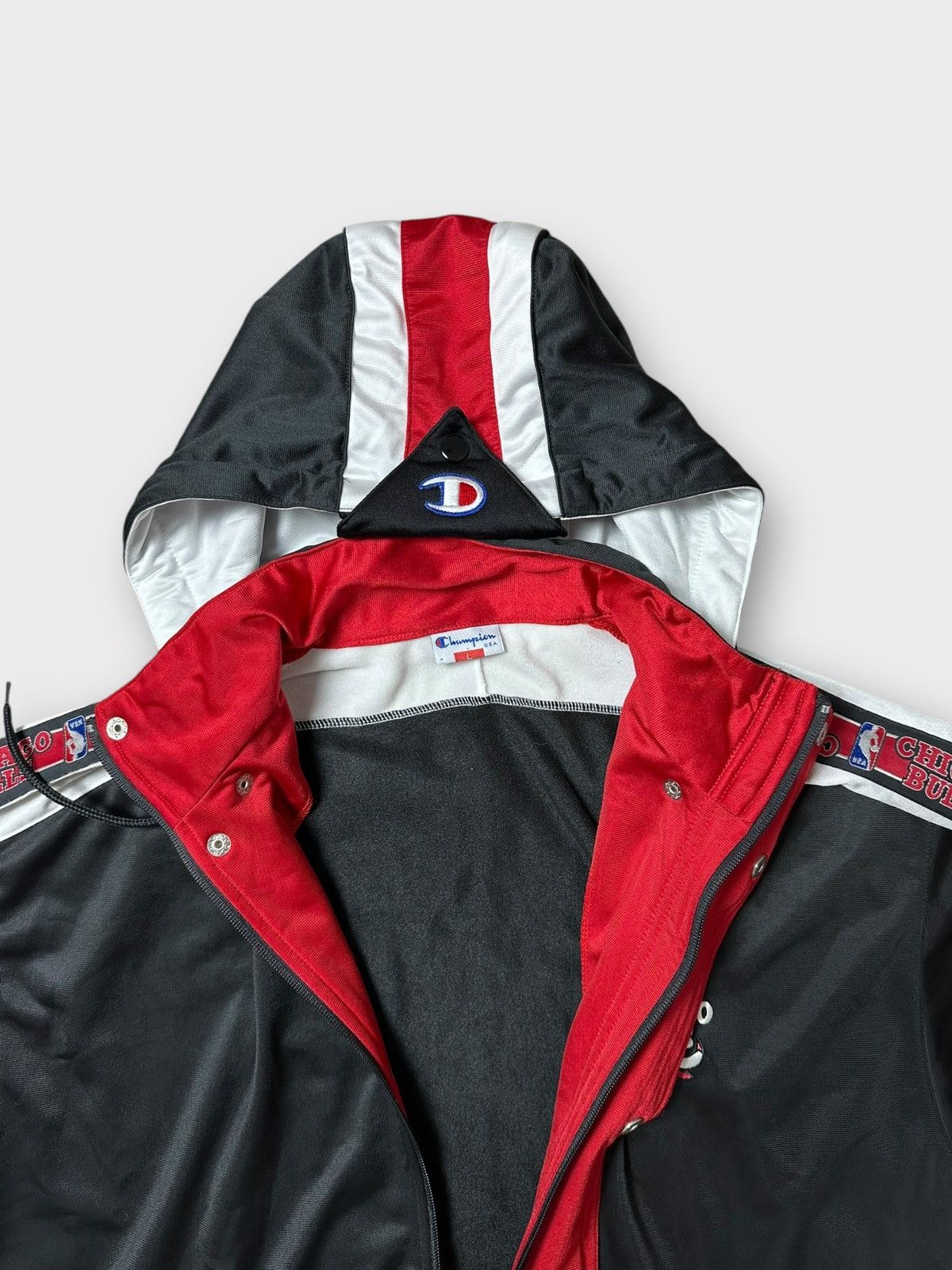 Champion × NBA Vintage Champion Chicago Bulls shooting warm up shirt hoodie Size US L / EU 52-54 / 3 - 5 Thumbnail