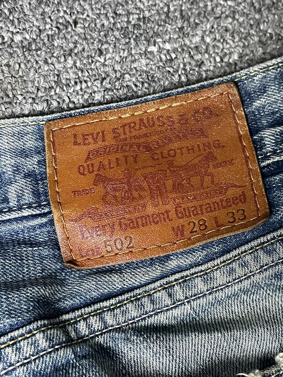 Levi's × Vintage LEVIS Distressed Denim Ripped Jeans (83) Size US 30 / EU 46 - 10 Thumbnail