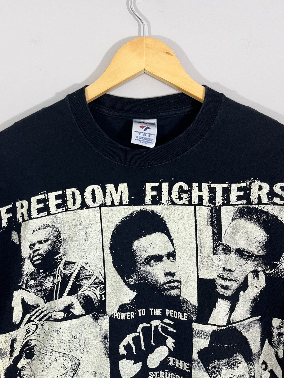Vintage FREEDOM FIGHTERS Revolutionary History Tee Size US XL / EU 56 / 4 - 2 Thumbnail