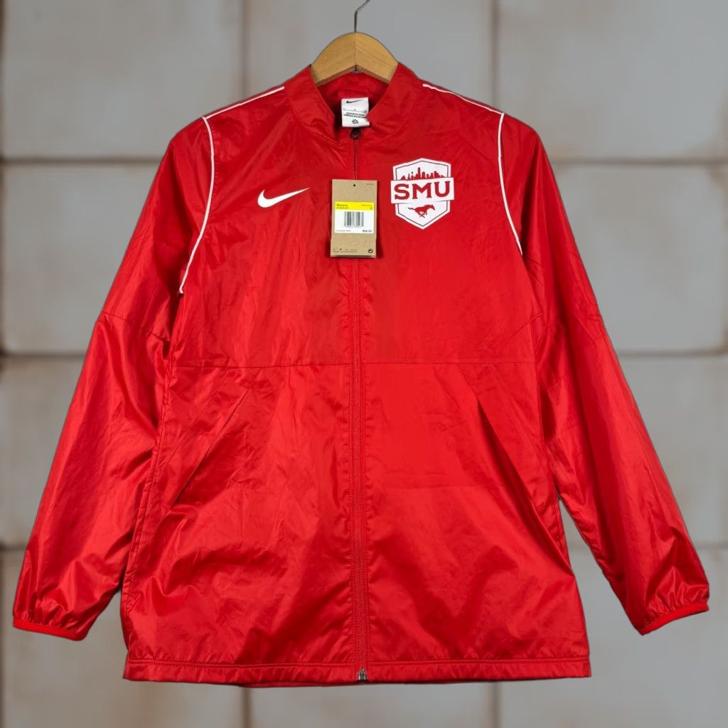 Nike Nike Womens S Red SMU Texas Full Zip Rain Jacket BV6895-657 Size S / US 4 / IT 40 - 1 Thumbnail