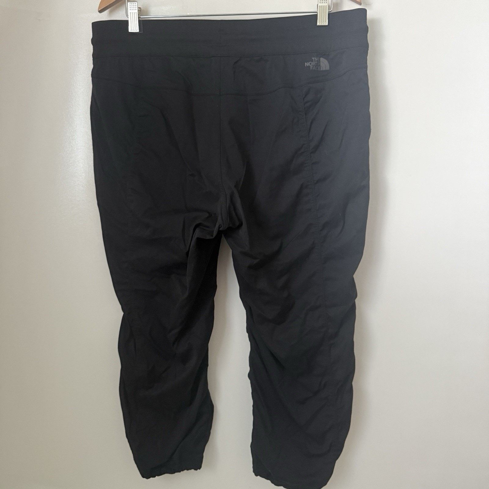 The North Face The North Face Aphrodite 2.0 Capri Hiking Gorpcore Ruched Size 37" - 2 Thumbnail