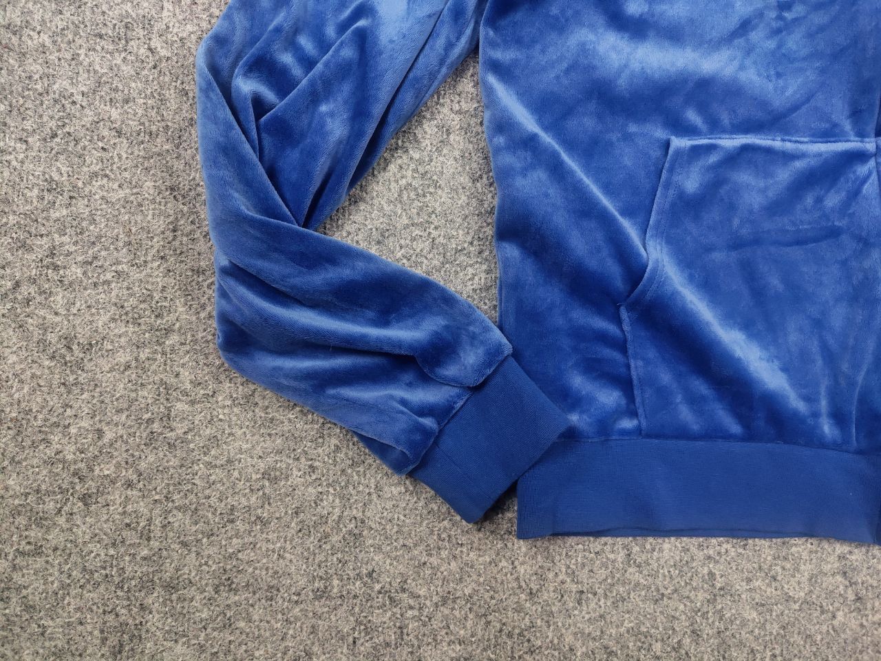 Juicy Couture Juicy Couture Blue Graphic velour zip Hoodie Vintage Y2k Size XL / US 12-14 / IT 48-50 - 3 Thumbnail