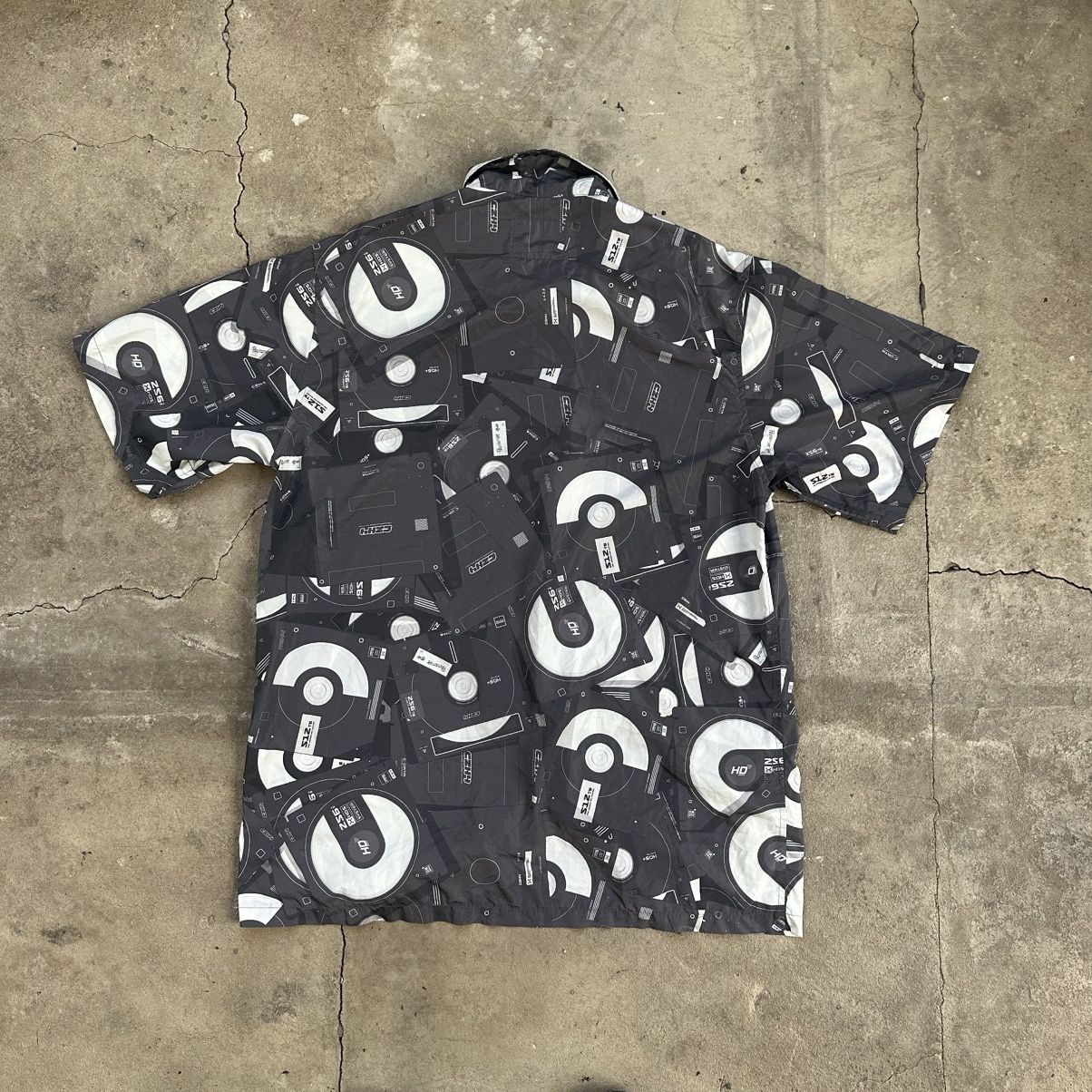 C2H4 C2H4 cd disk Shirt Size US L / EU 52-54 / 3 - 7 Thumbnail