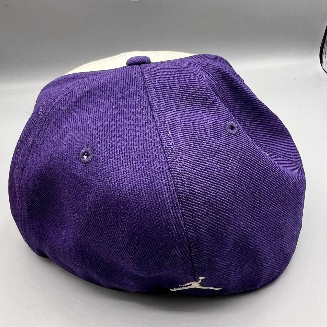 Jordan Brand Air Jordan Hat Men 7 1/4 Embroidered Logo Jumpman Fitted Cap Size ONE SIZE - 4 Thumbnail