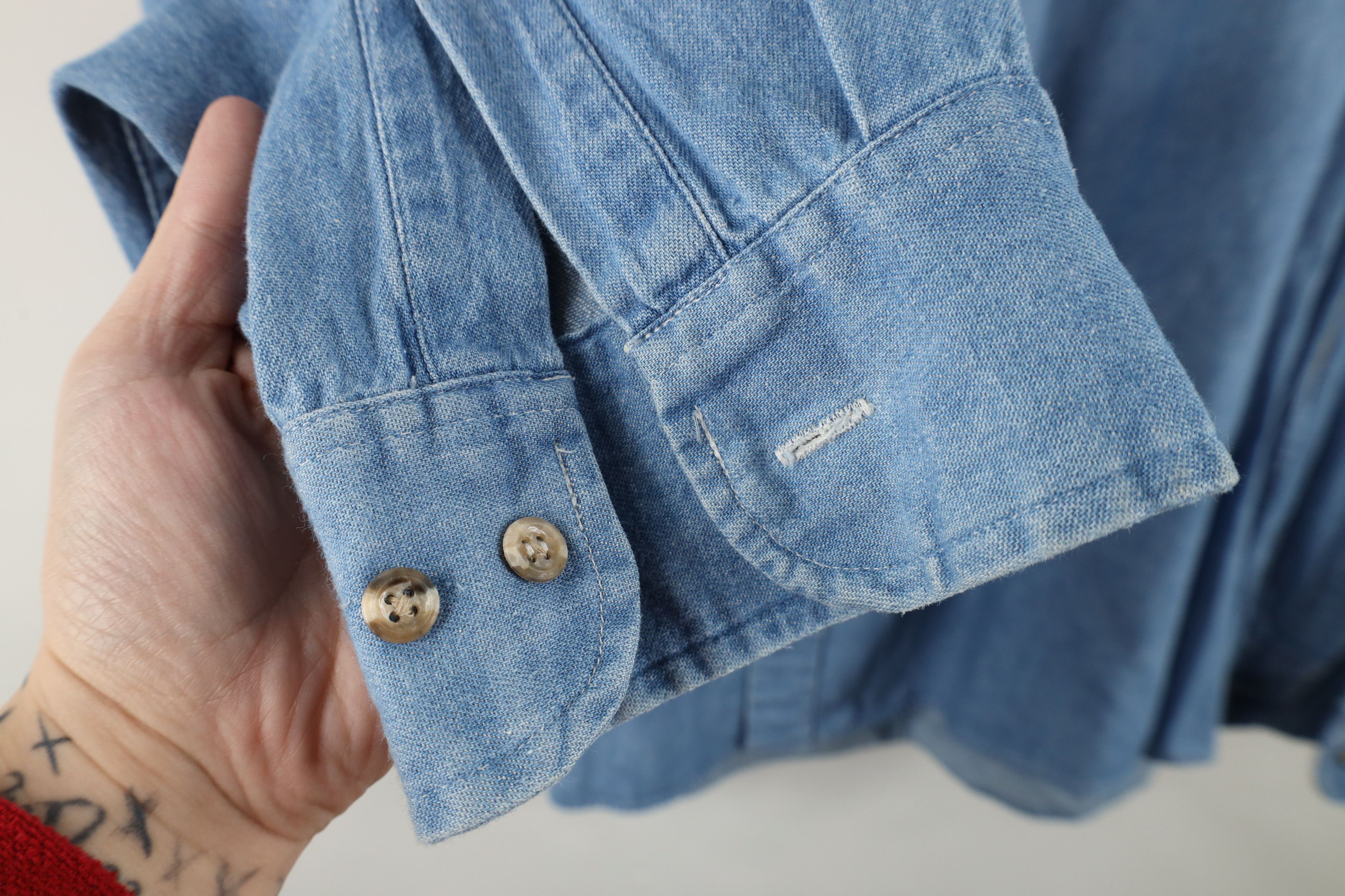 Vintage Vintage 90s Tabasco Hot Sauce Denim Jean Button Down Shirt Size US XL / EU 56 / 4 - 6 Thumbnail