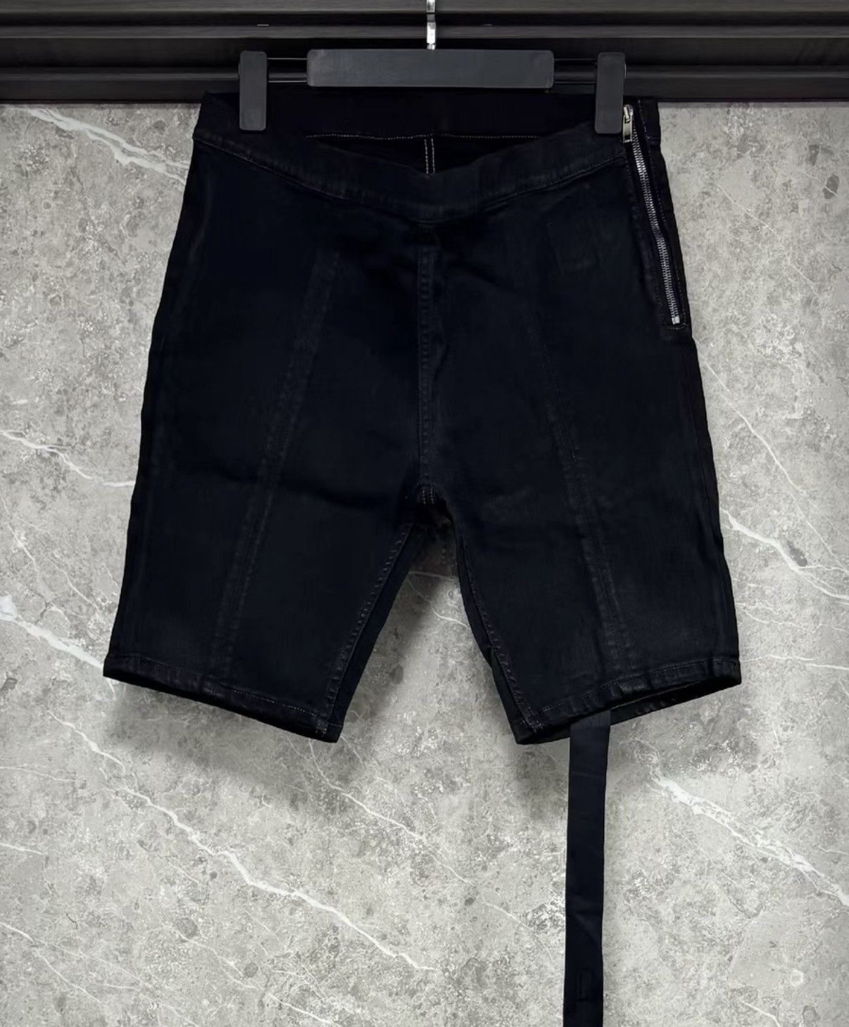 Rick Owens Rick Owens Light/Dark Waxed Shorts Size US 38 / EU 54 - 1 Thumbnail