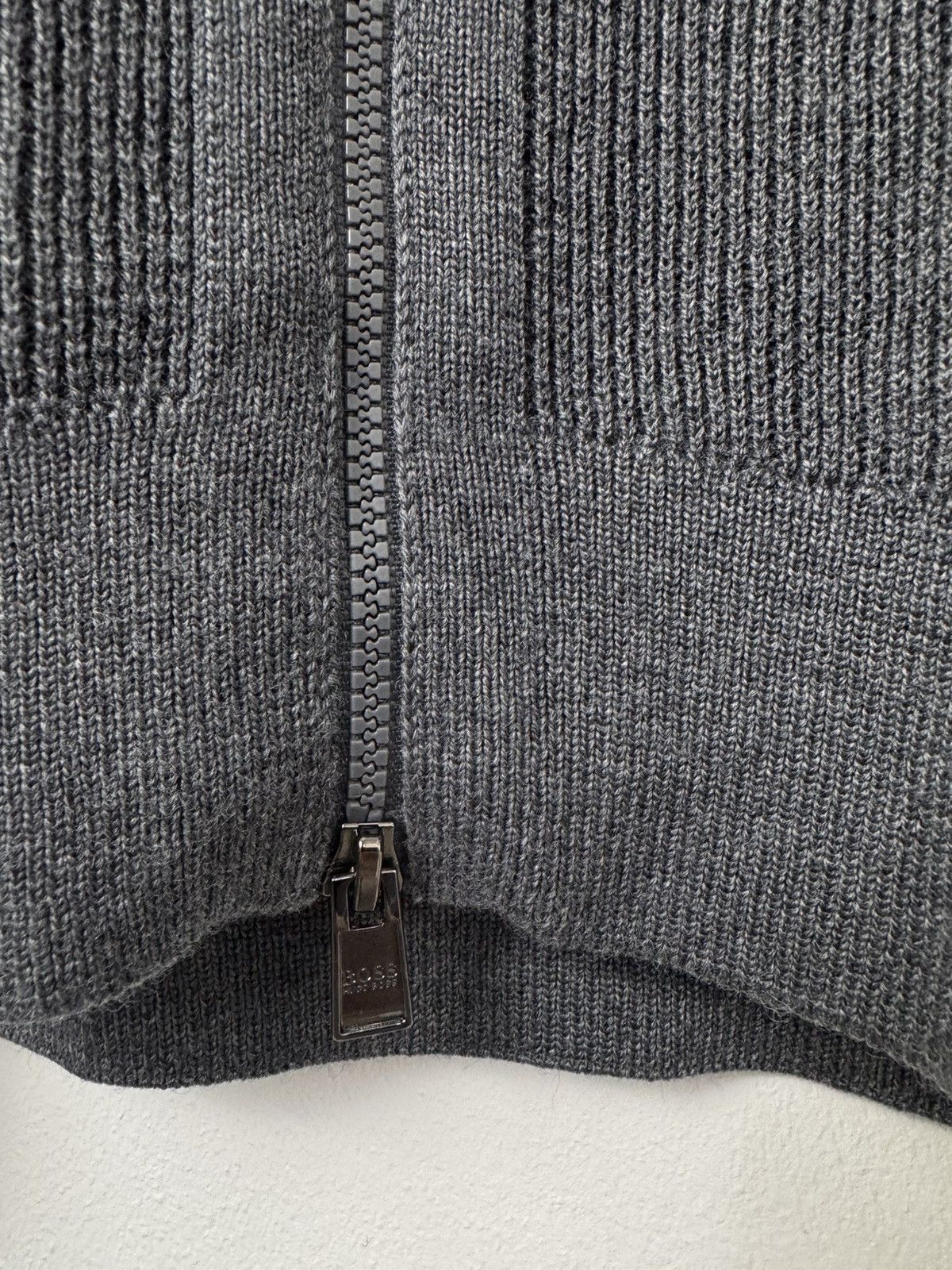 Hugo Boss Hugo Boss Men Knitted Zip-Up Sweater Gray Size M Size US M / EU 48-50 / 2 - 4 Thumbnail