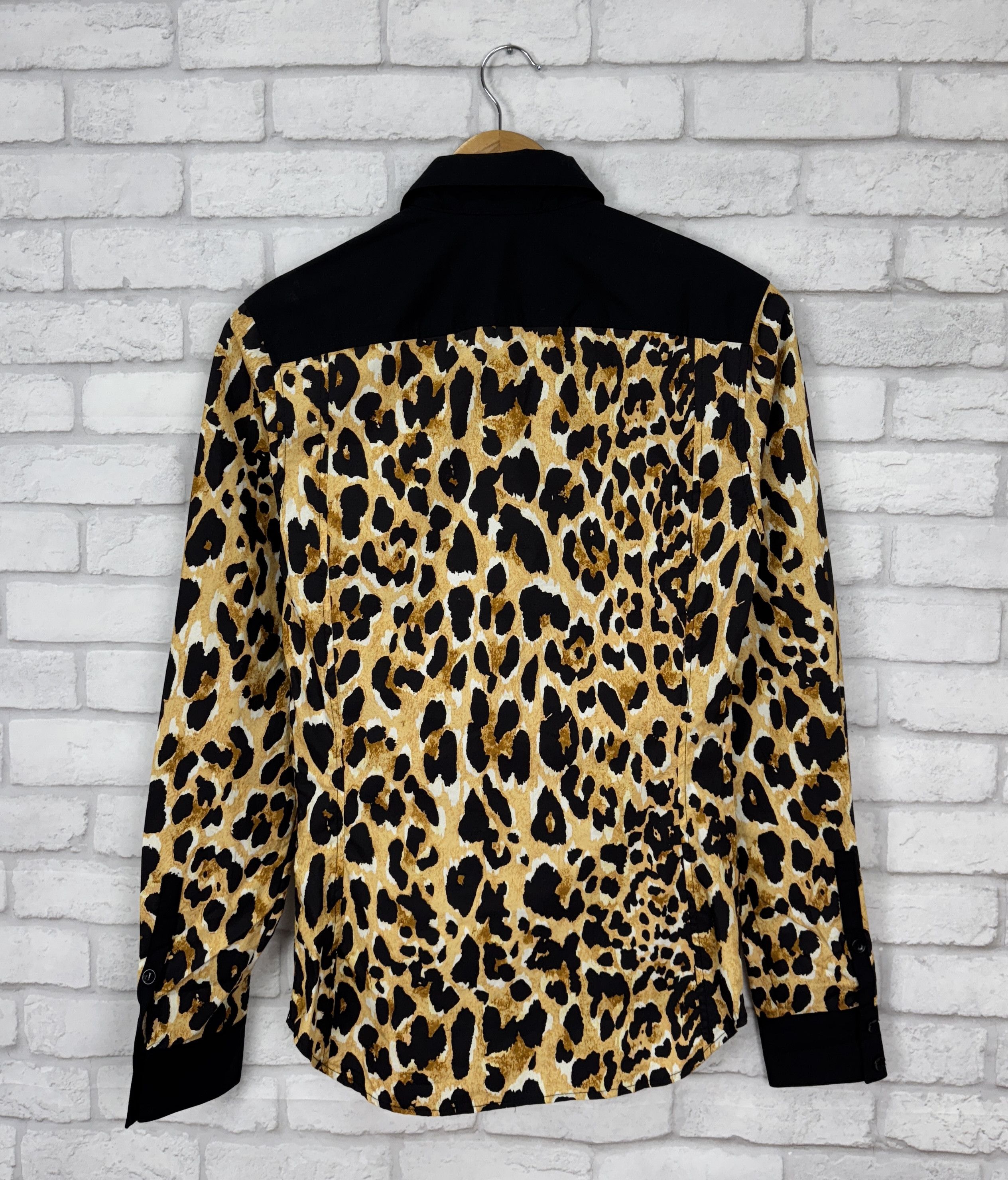 H&M NWOT PACO RABANNE x H&M Animal Leopard Print Shirt Size US XS / EU 42 / 0 - 11 Thumbnail