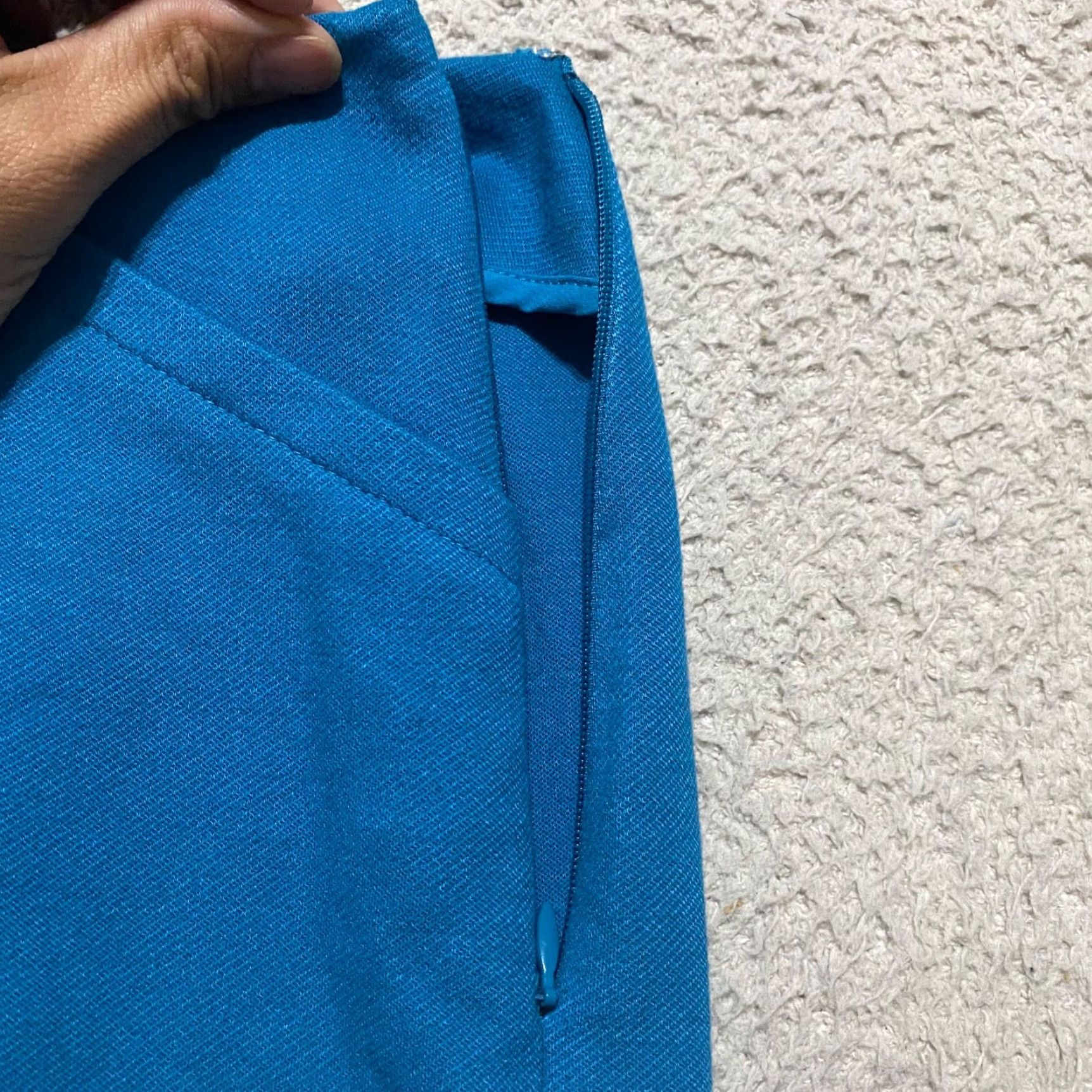 Vintage CAbi Skirt Womens Short Pencil Solid Blue Zipper Pockets Size 6 Size 27" / US 4 / IT 40 - 6 Thumbnail