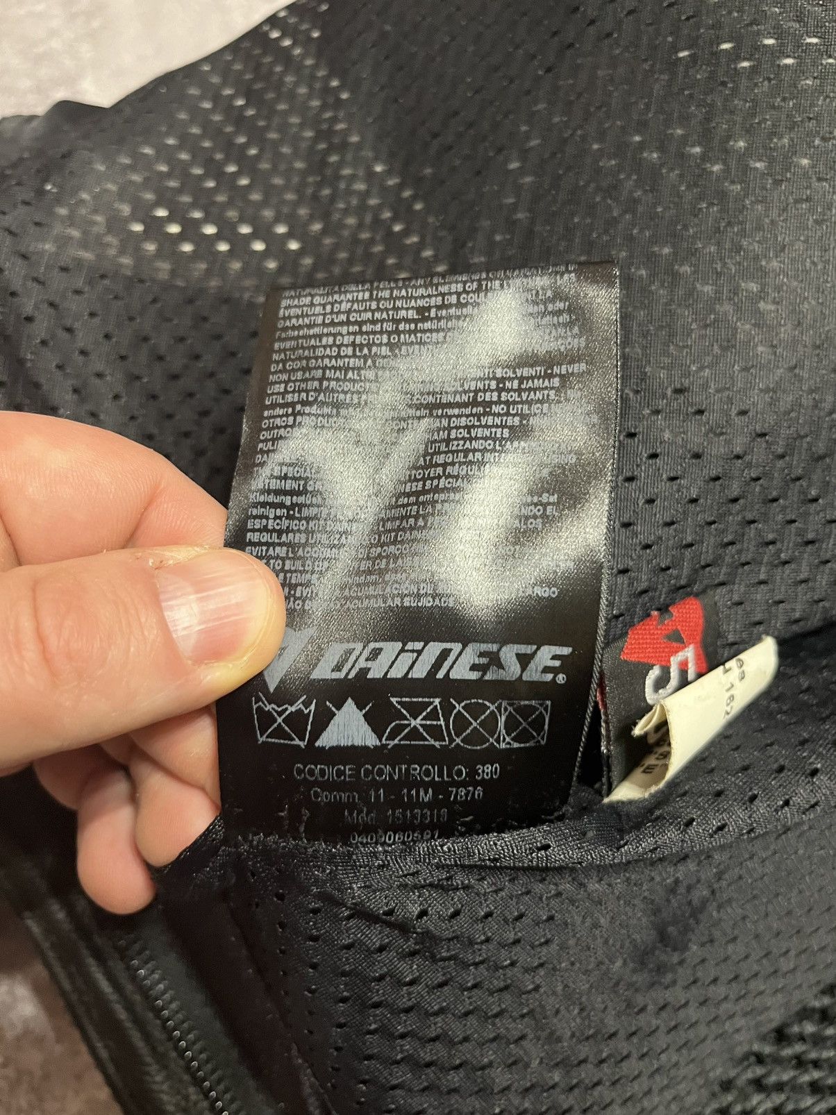 Dainese Dainese Stripe EVO Black/White 2-piece suit Size US M / EU 48-50 / 2 - 11 Thumbnail