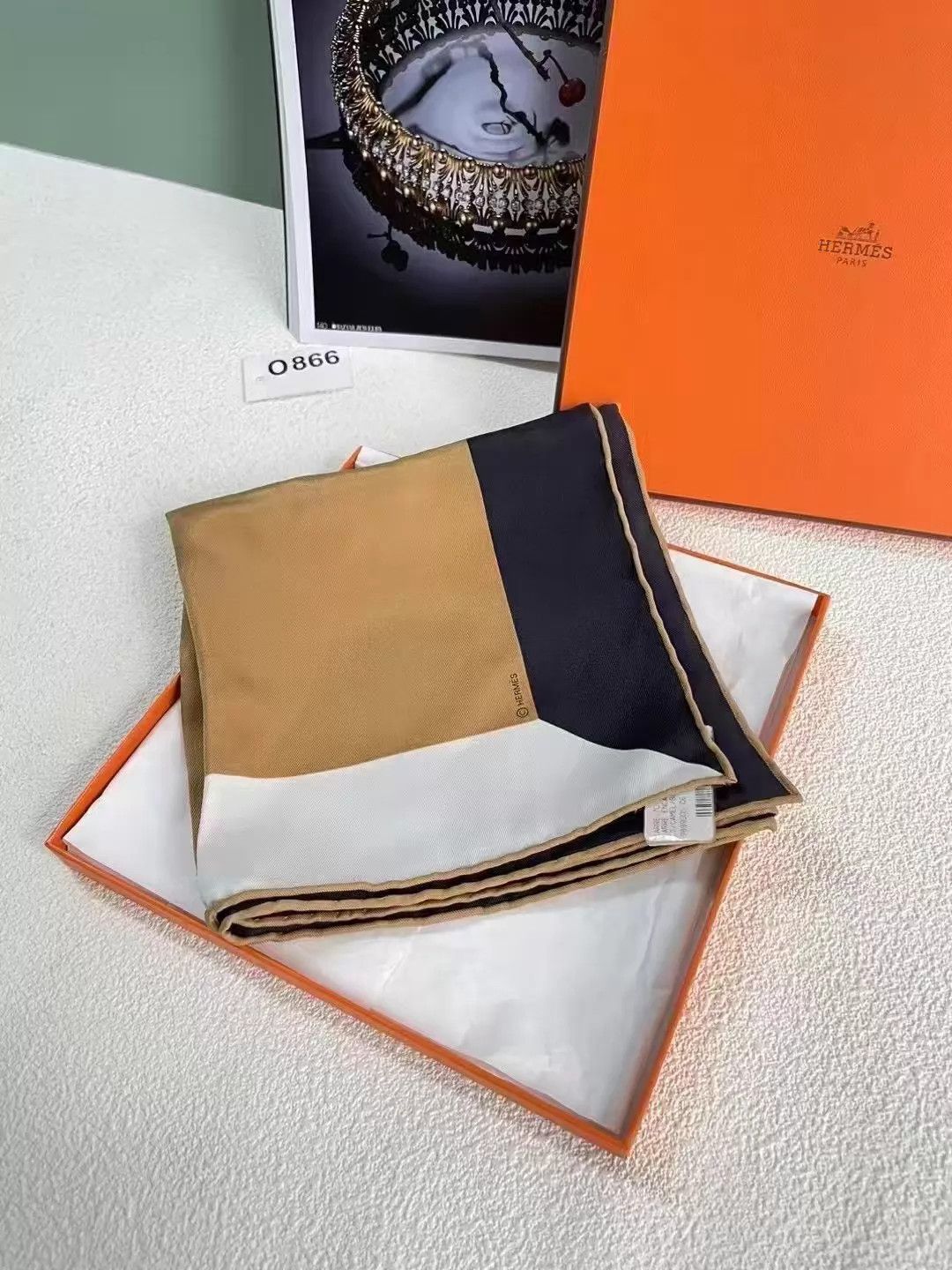 Hermes HERMES Silk Scarf 70x70 O866 Unused w/Box Size ONE SIZE - 3 Thumbnail