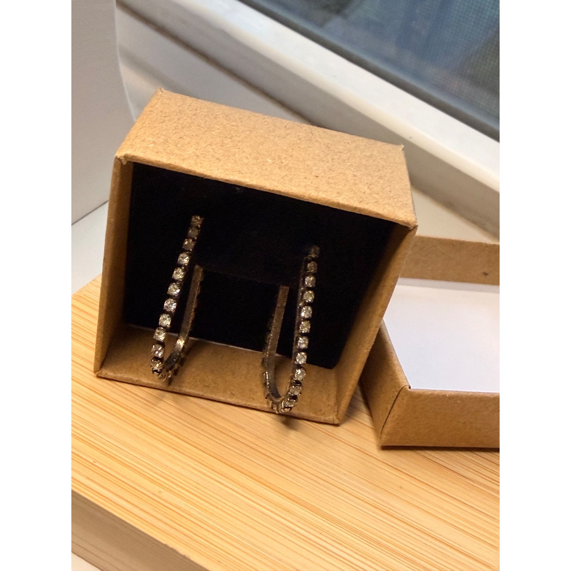 Other Silver-Tone Rhinestone Hoop Earrings U-Shape Design Size ONE SIZE - 7 Thumbnail